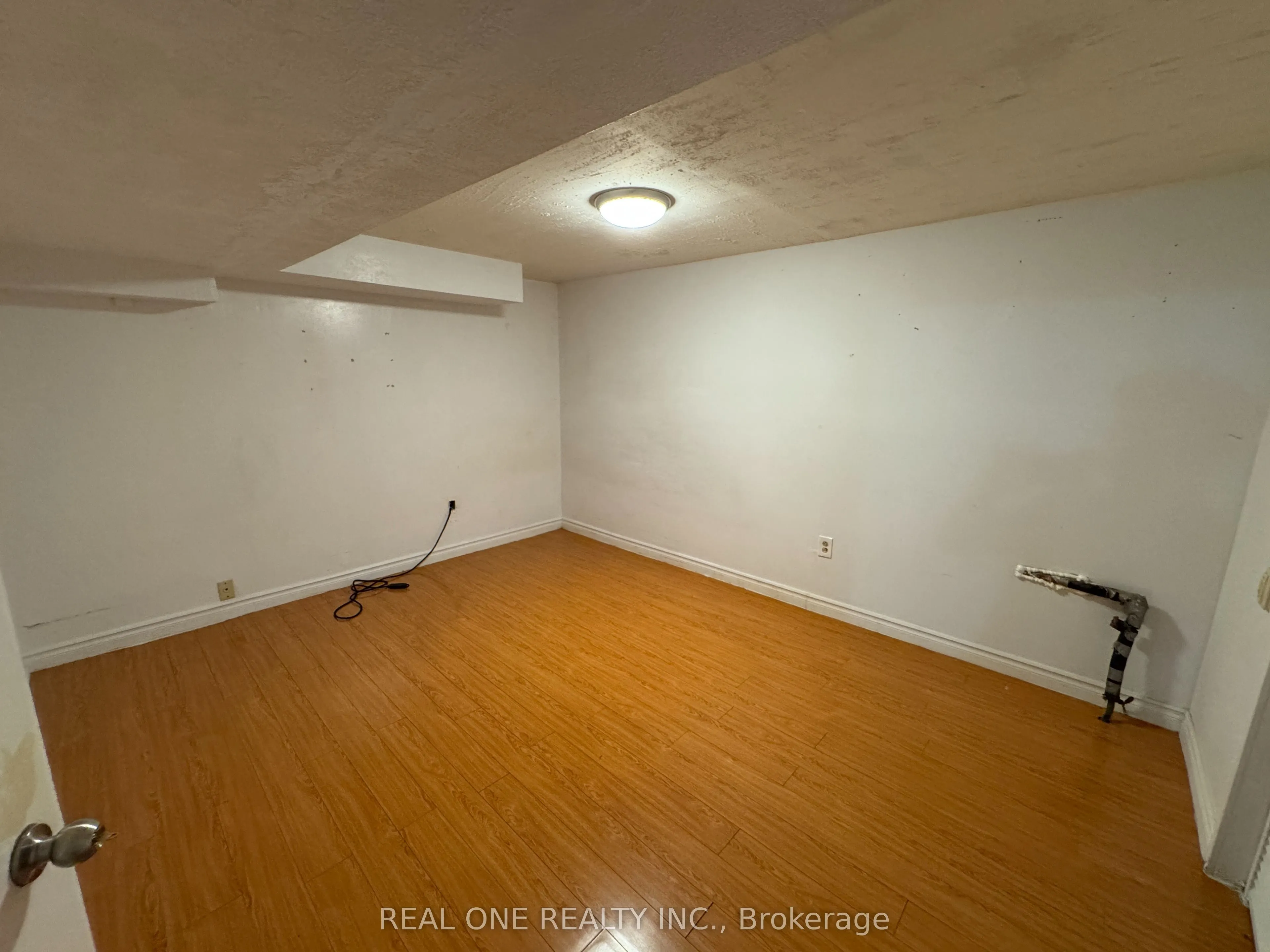 72 Dusay Place #16