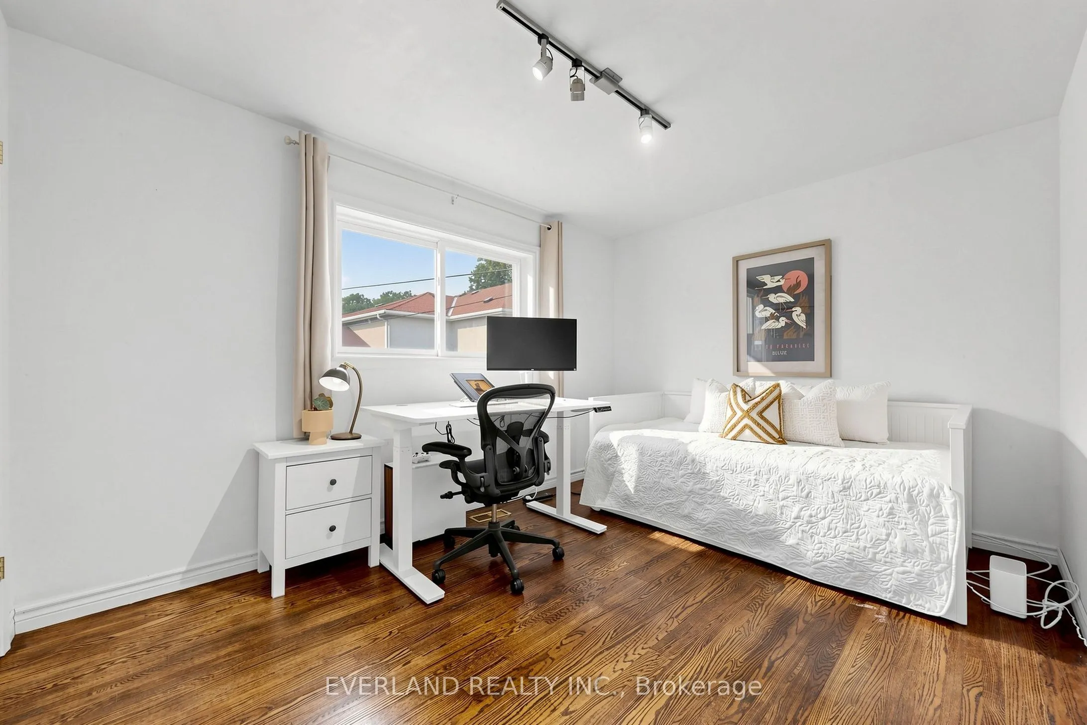38 Six Nations Avenue