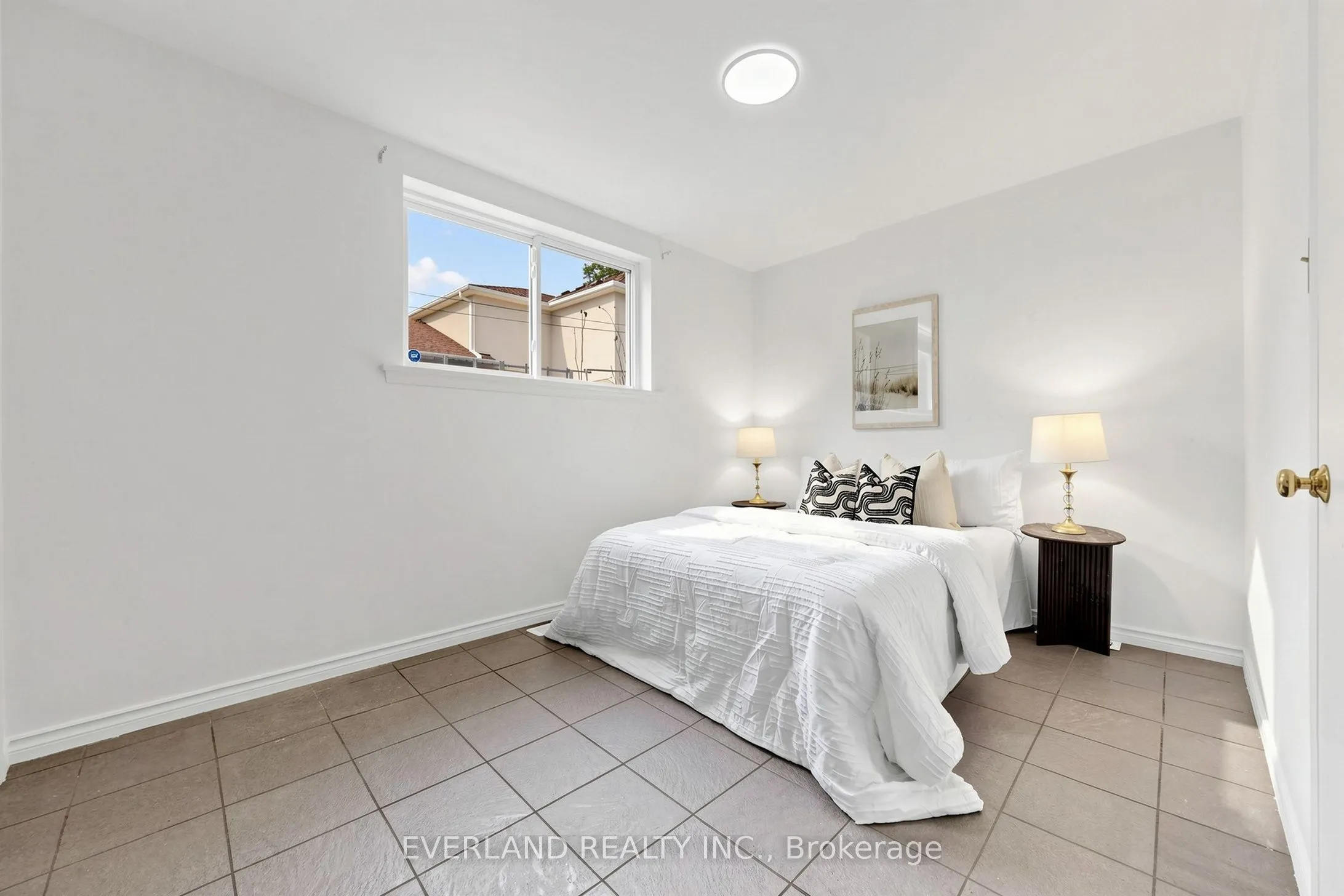 38 Six Nations Avenue