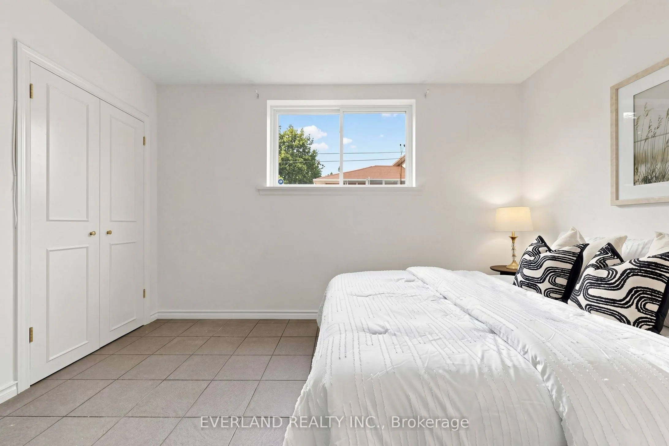 38 Six Nations Avenue