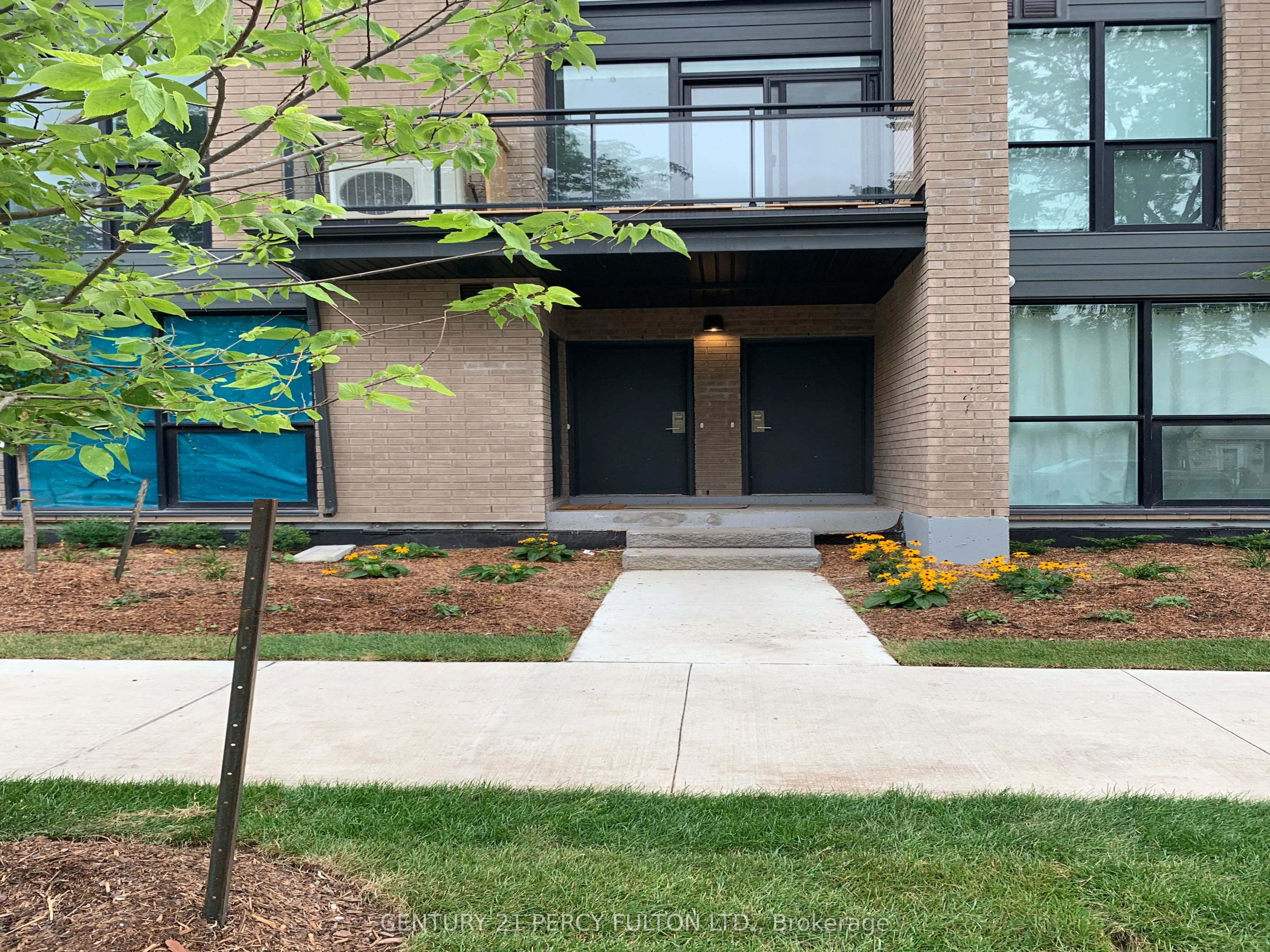 9B Falaise Road #34