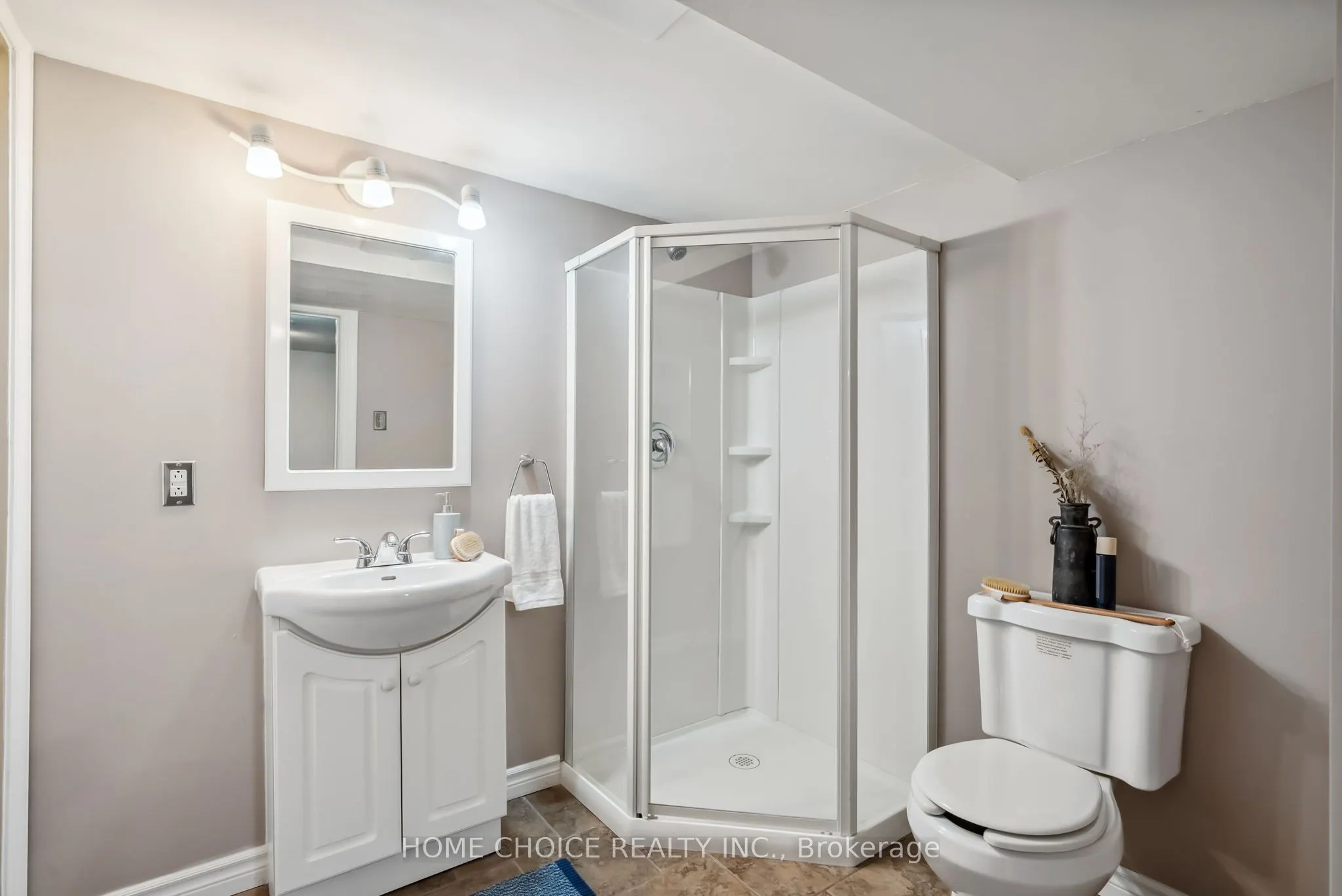 1206 Northgate Crescent