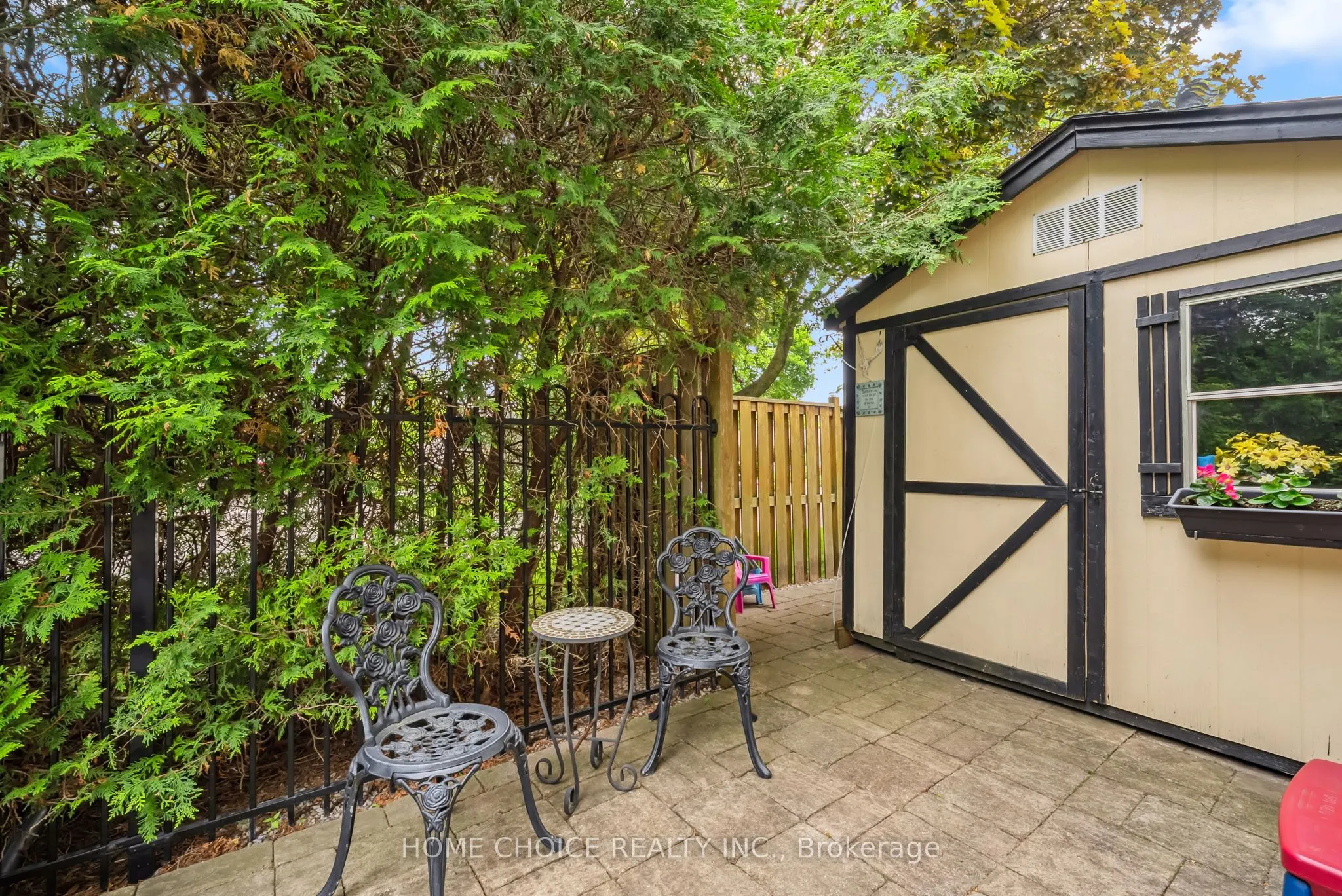 1206 Northgate Crescent