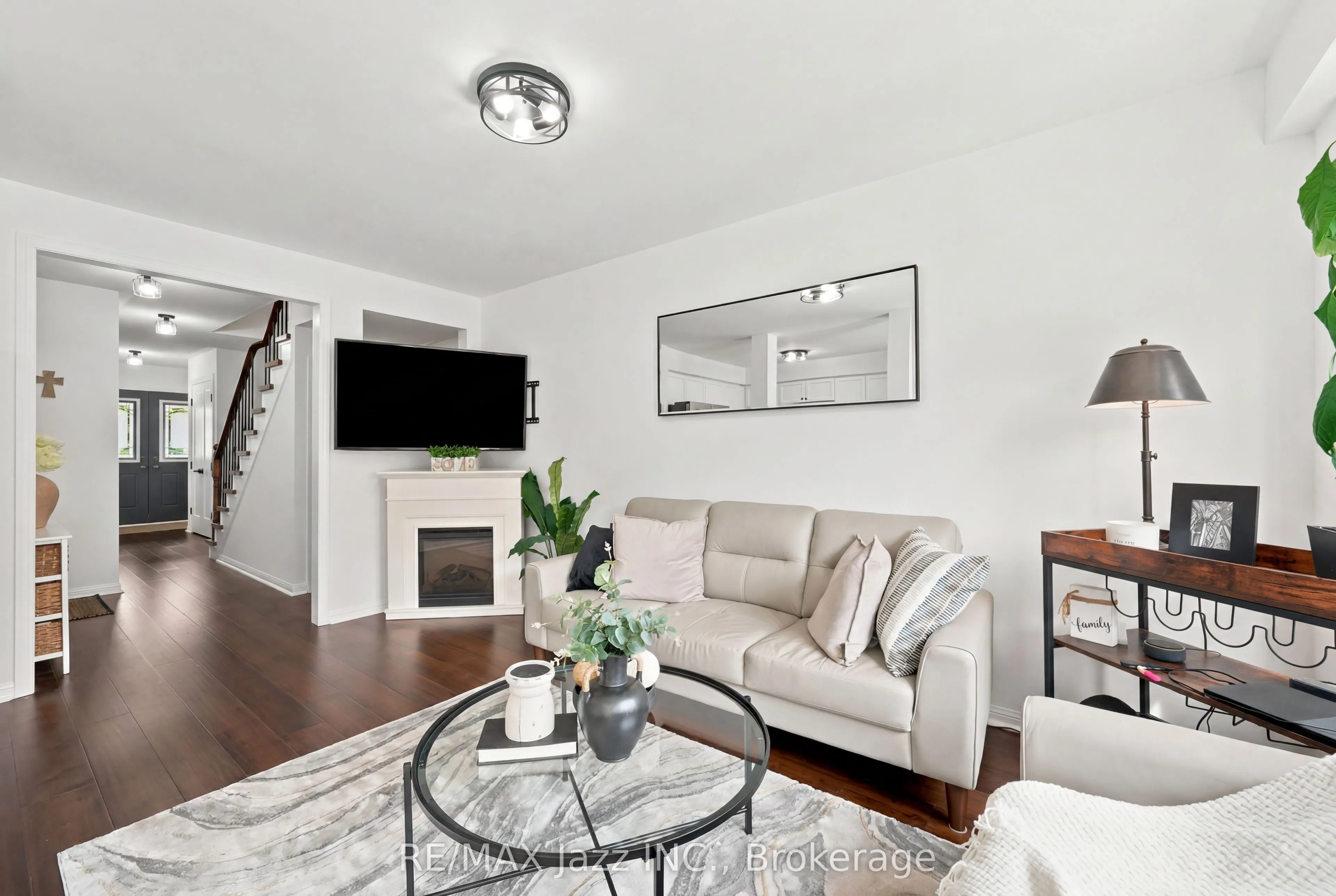 15 Farmstead Drive