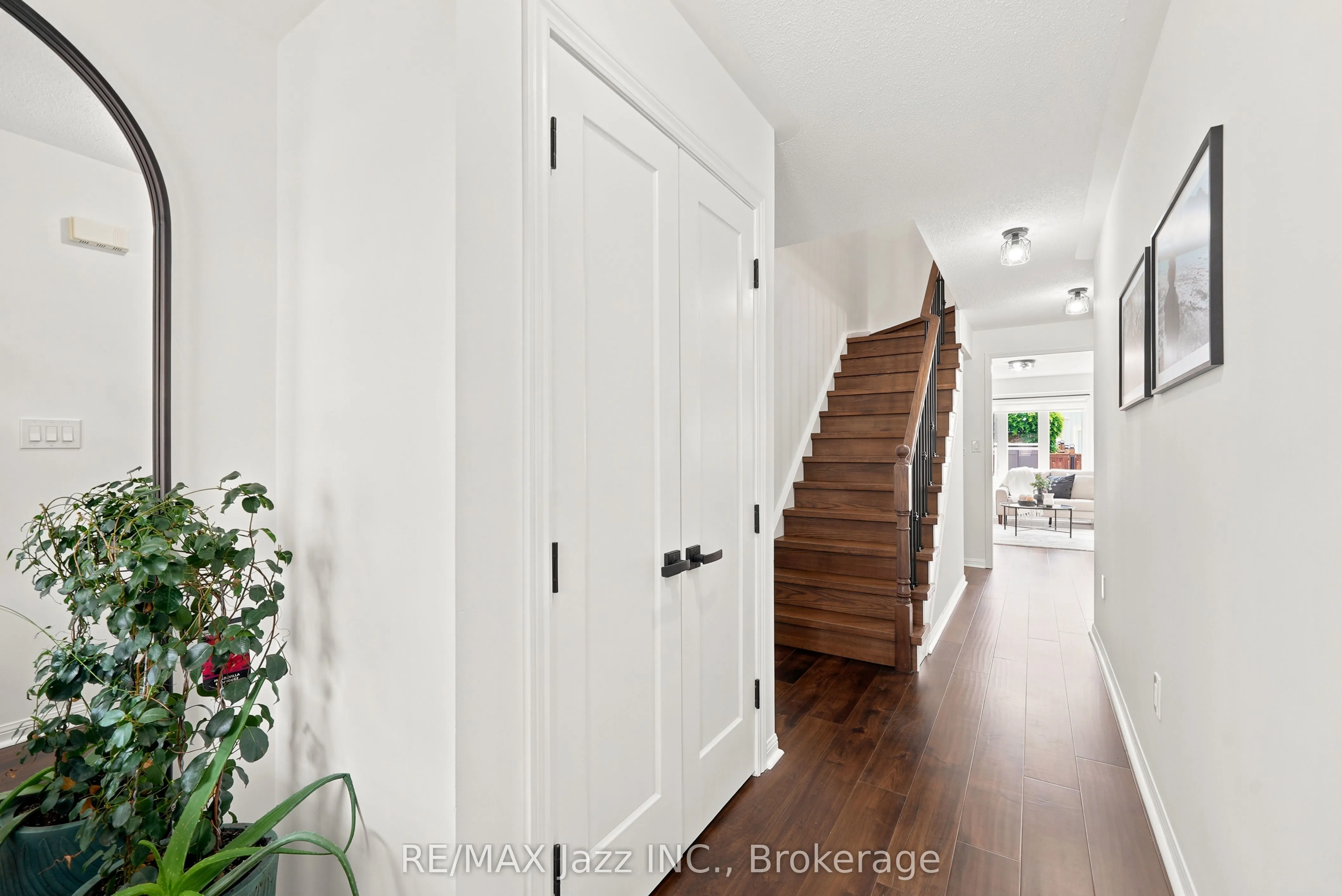 15 Farmstead Drive