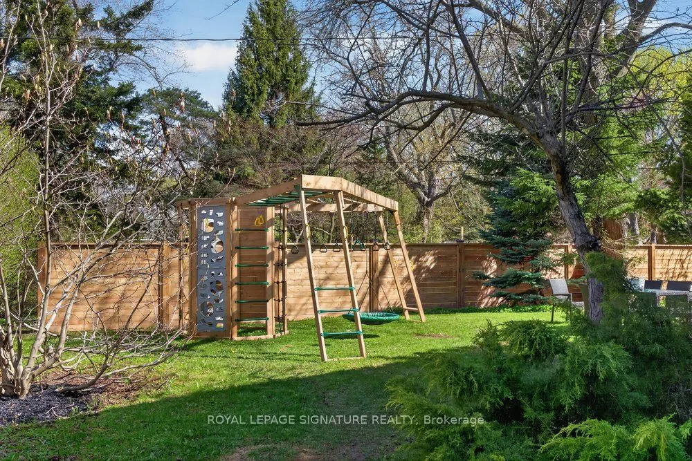 2 Pine Ridge Drive