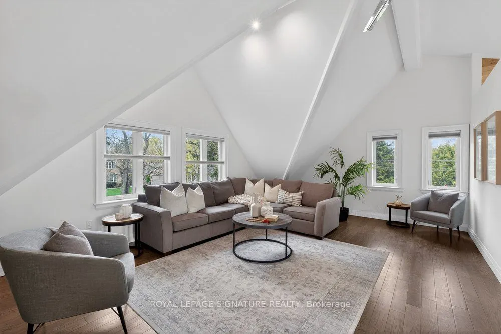2 Pine Ridge Drive
