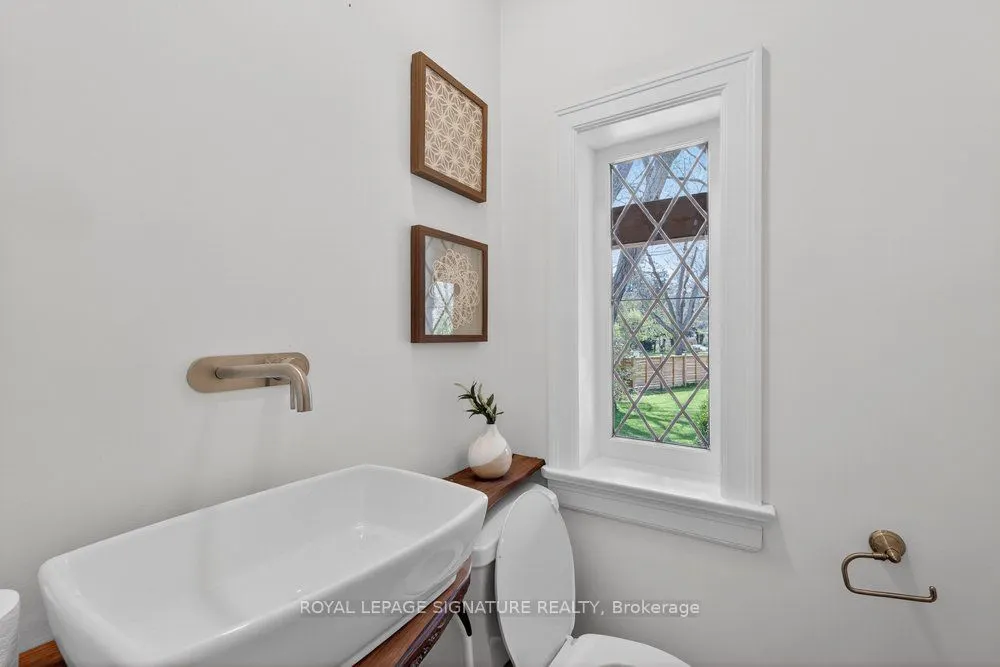 2 Pine Ridge Drive