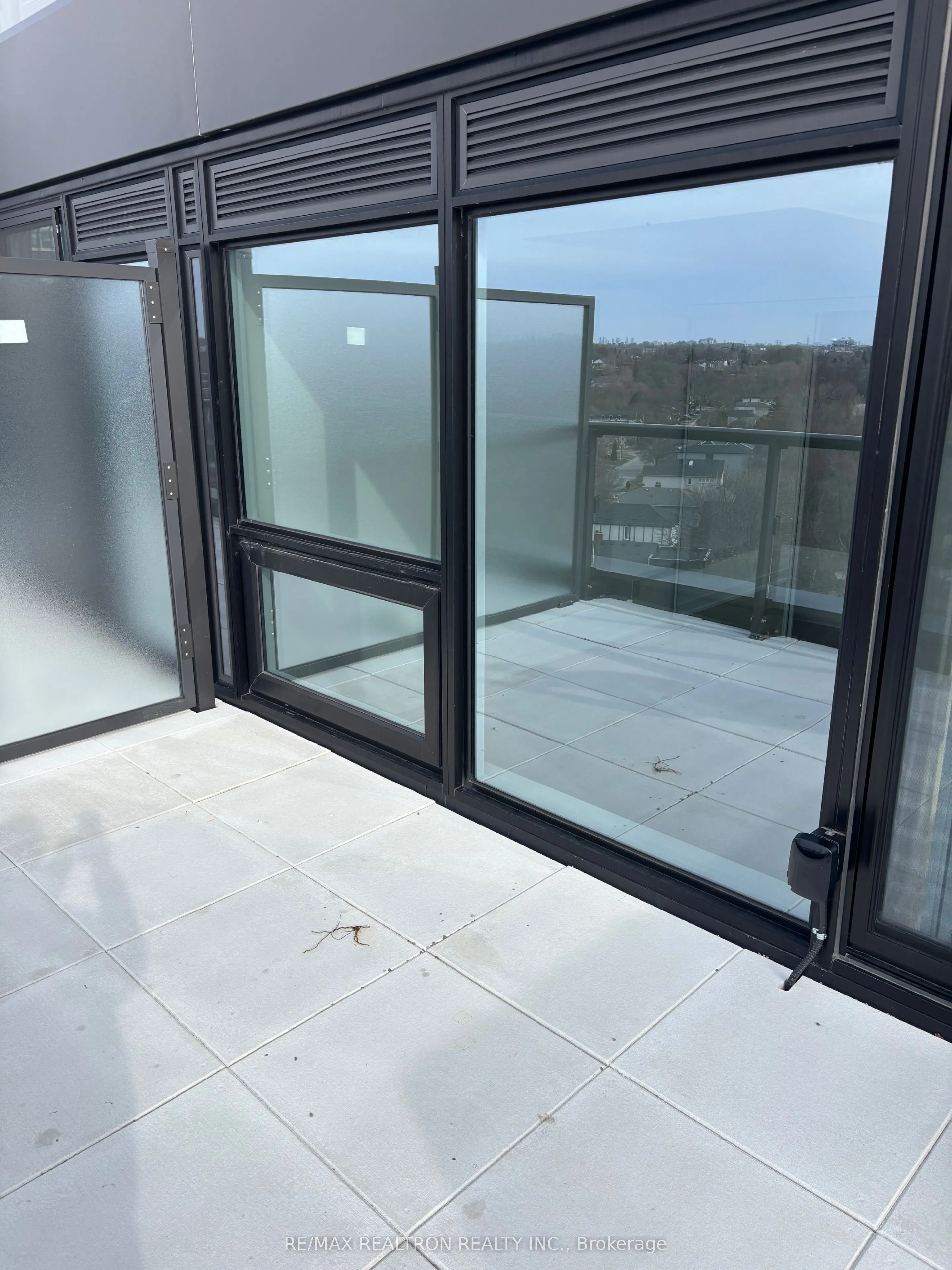 2 Manderley Drive #904