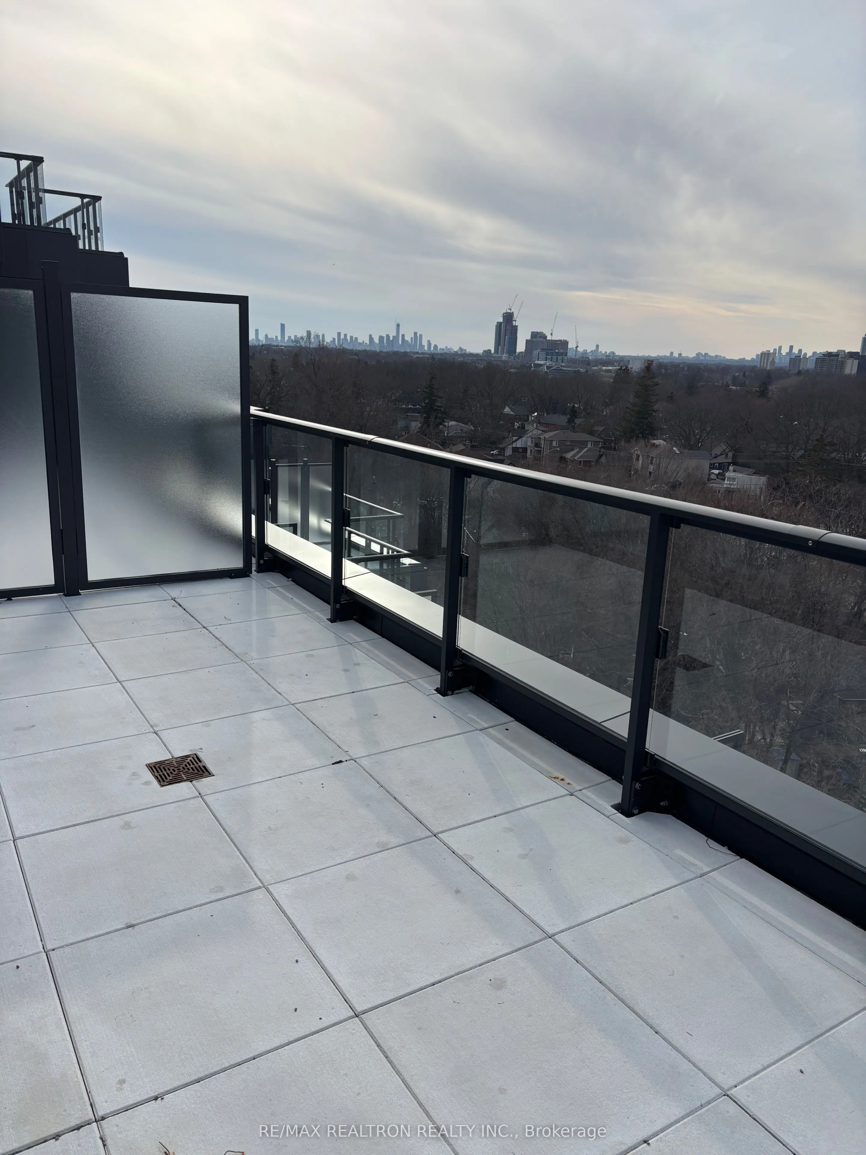 2 Manderley Drive #904