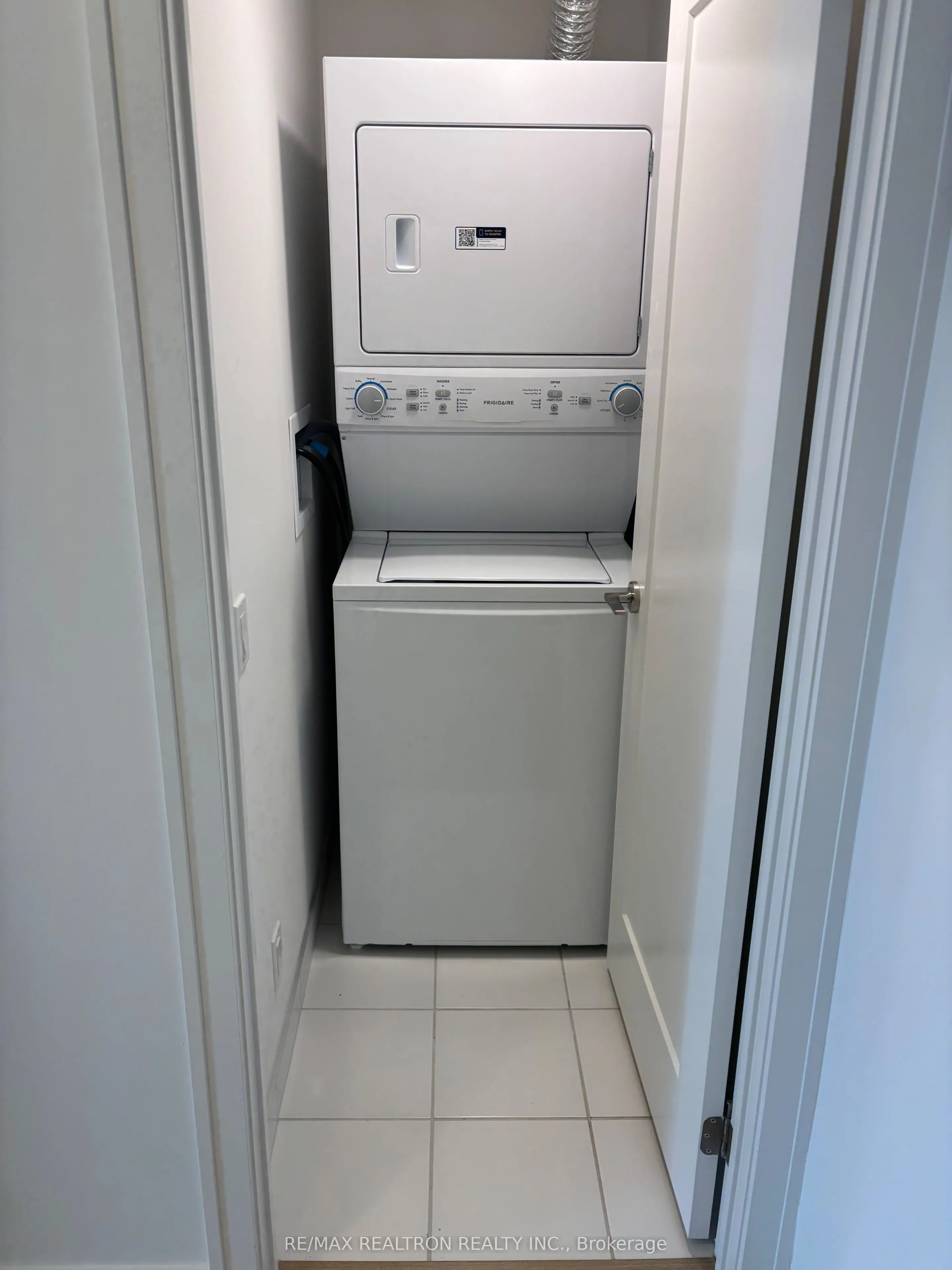 2 Manderley Drive #904