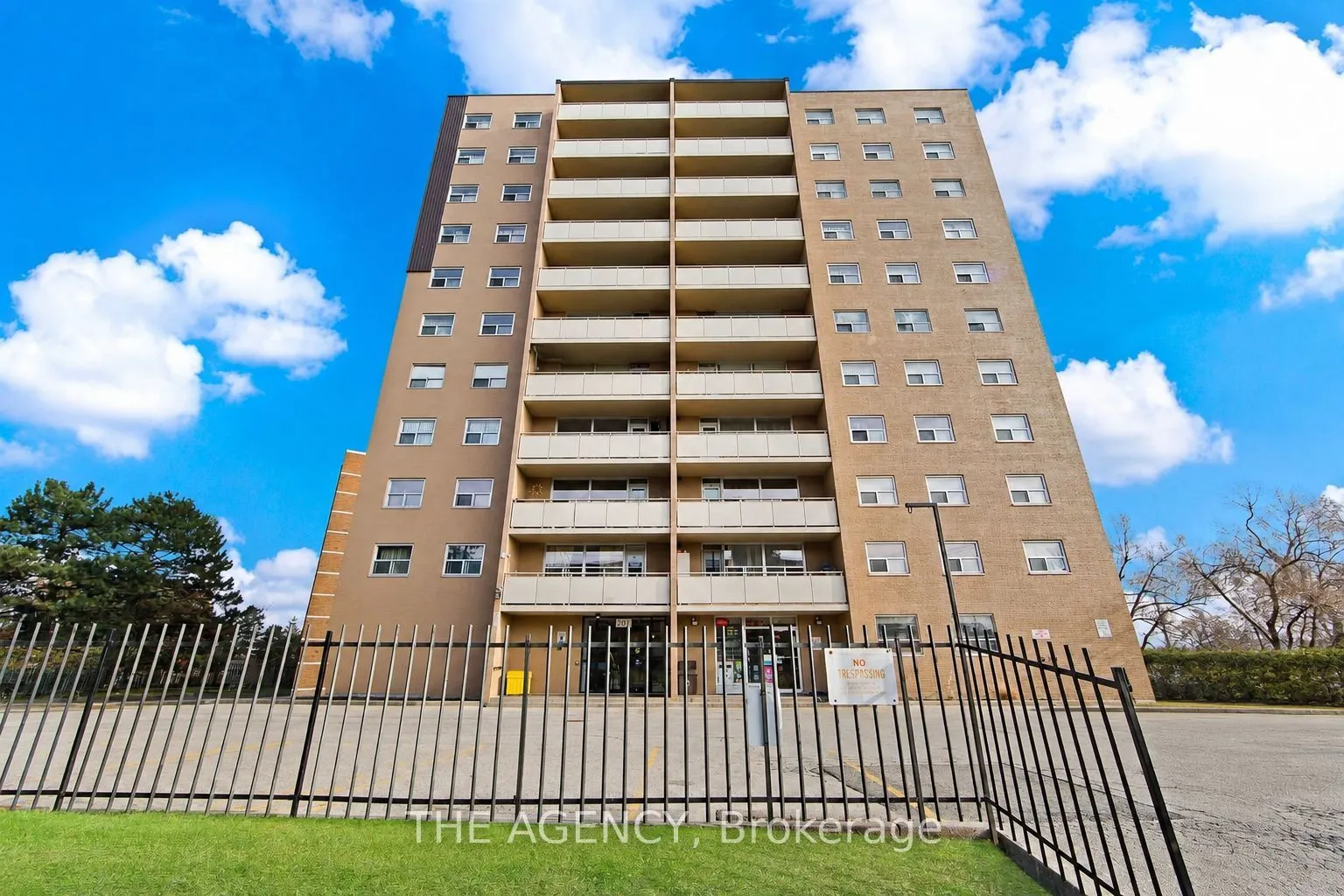 207 Galloway Road #804