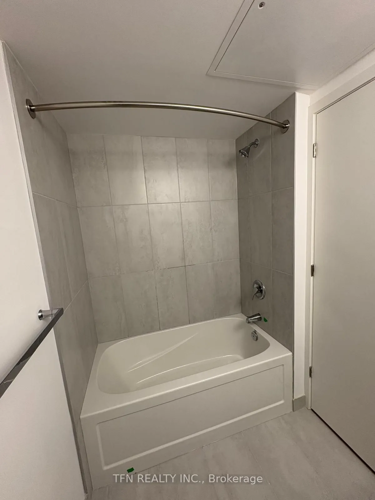 7439 Kingston Road #413A