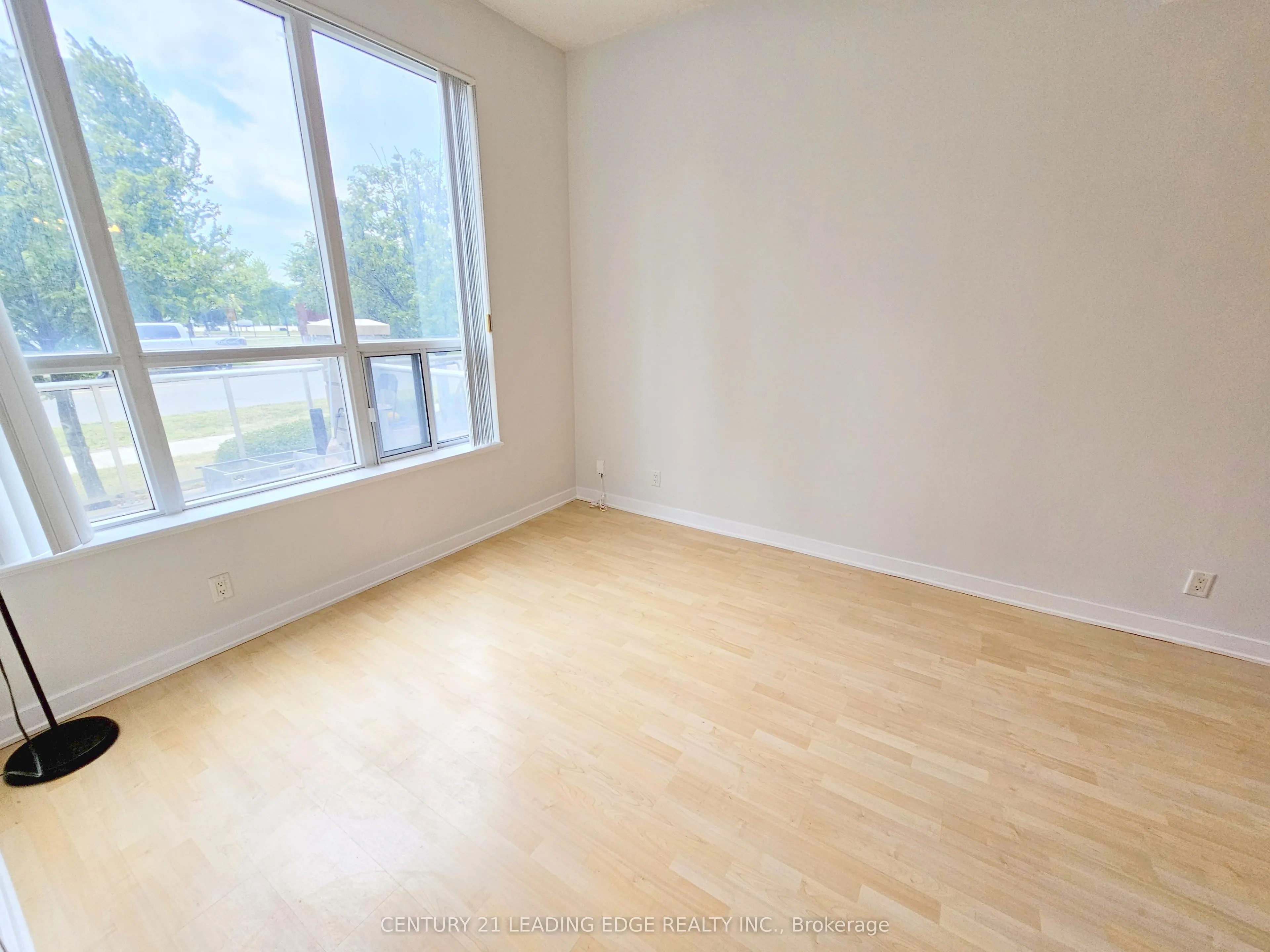 38 Lee Centre Drive #TH120