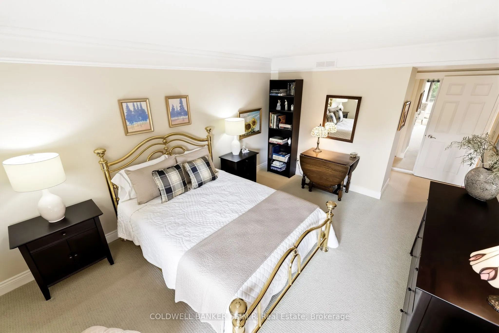 900 Wilson Road N #305