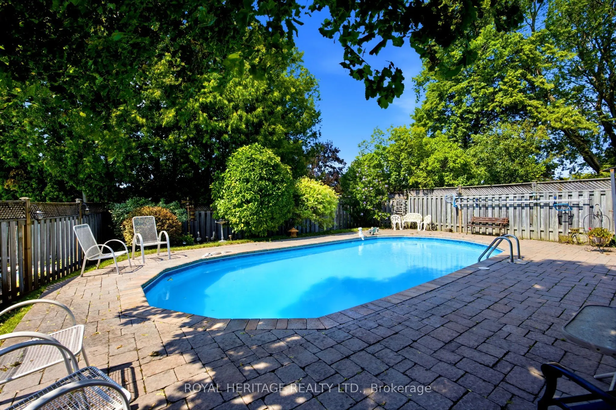 394 Amstel Court