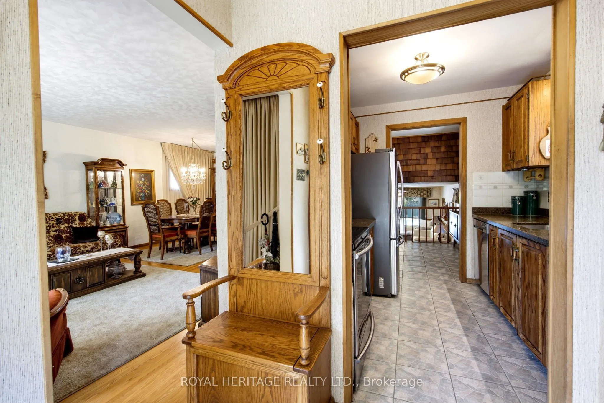 394 Amstel Court