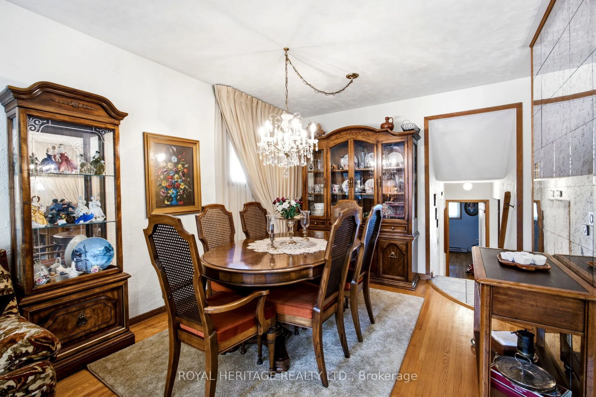394 Amstel Court