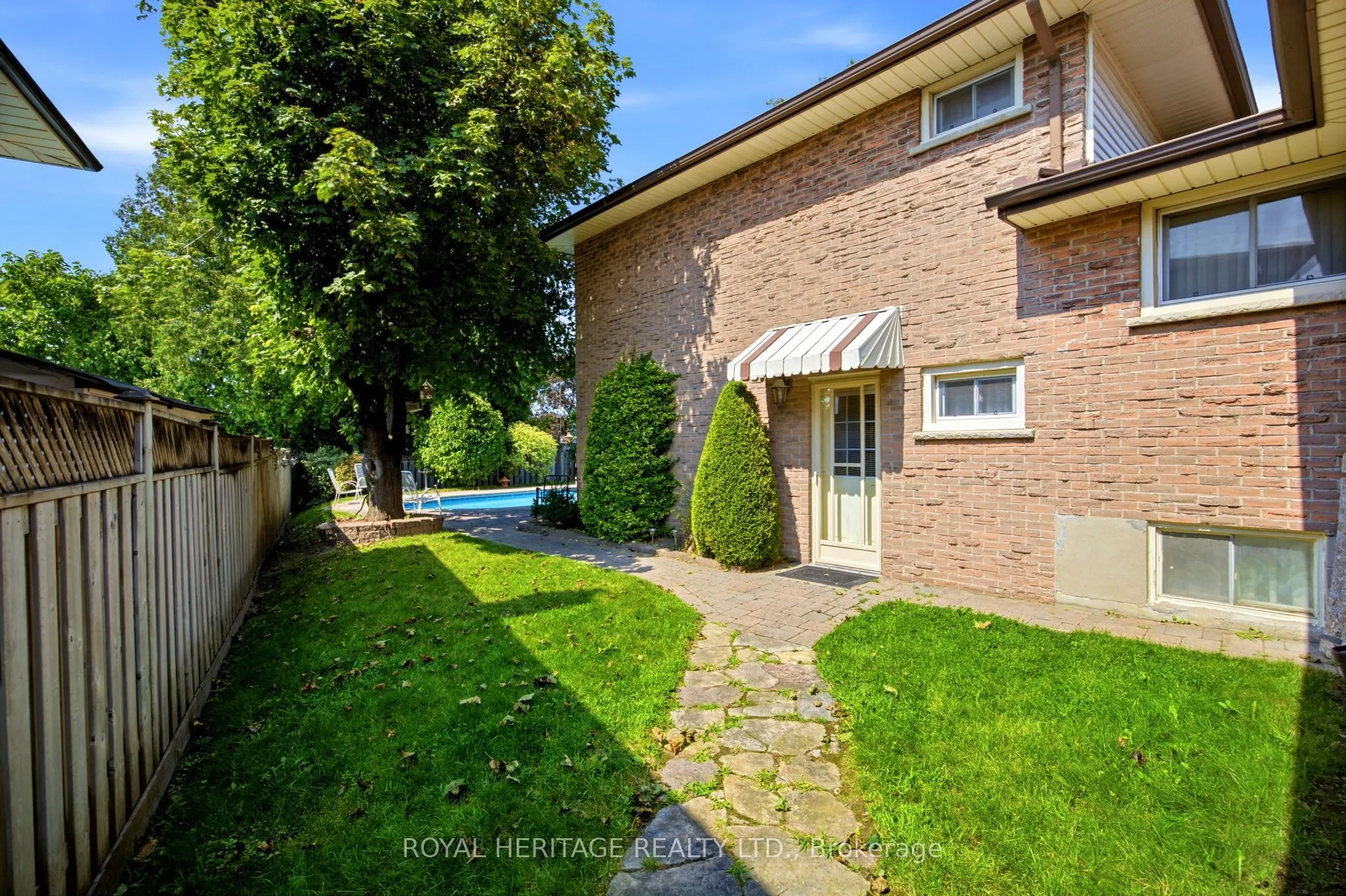 394 Amstel Court