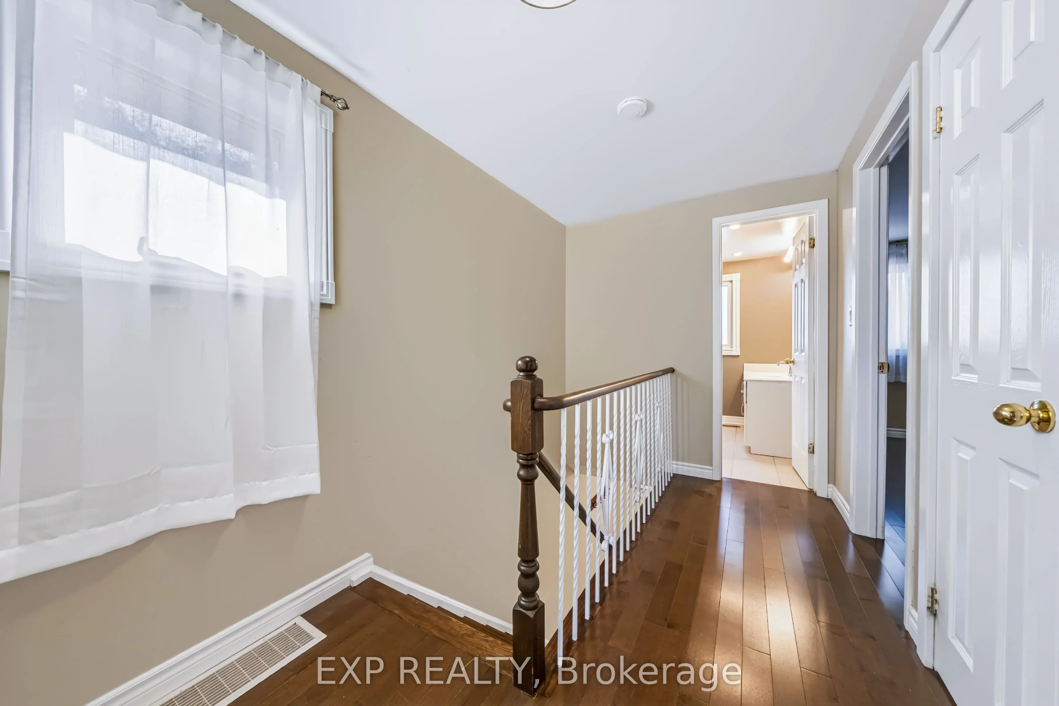 74 Longford Crescent