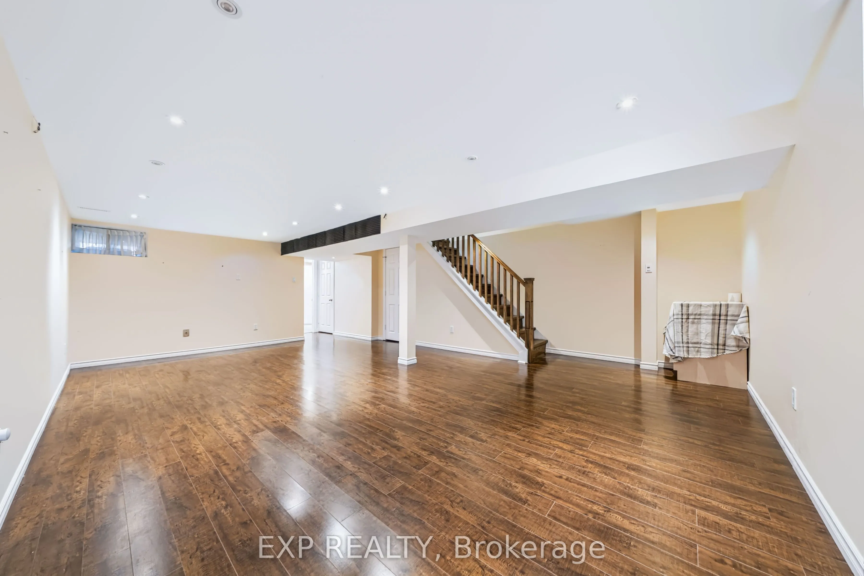 74 Longford Crescent