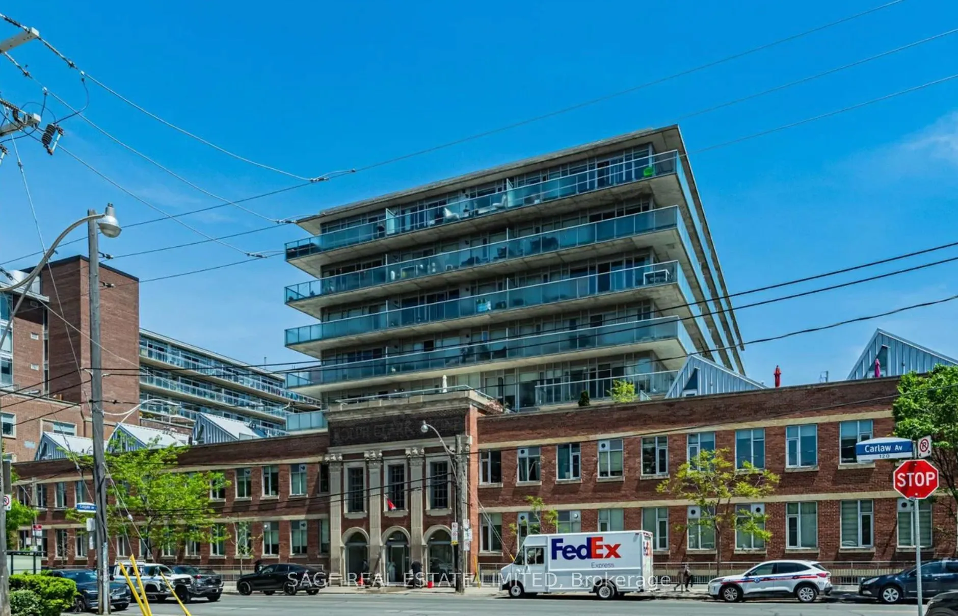 201 Carlaw Avenue #128