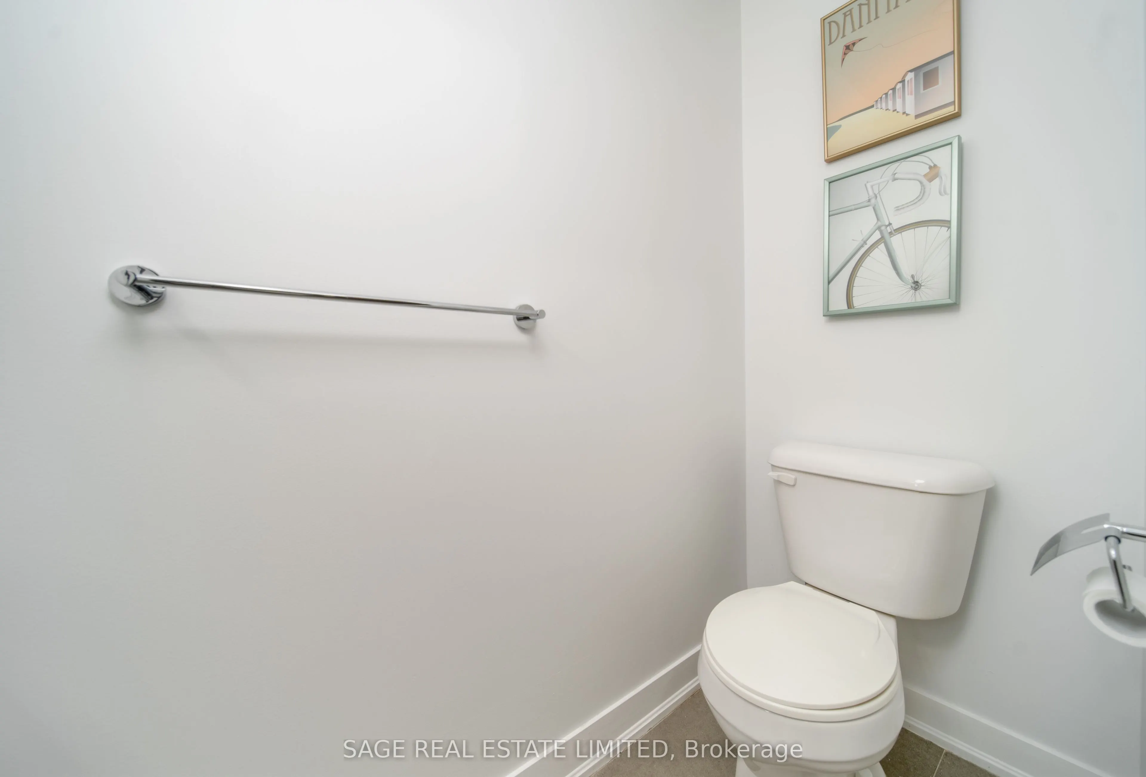 201 Carlaw Avenue #128