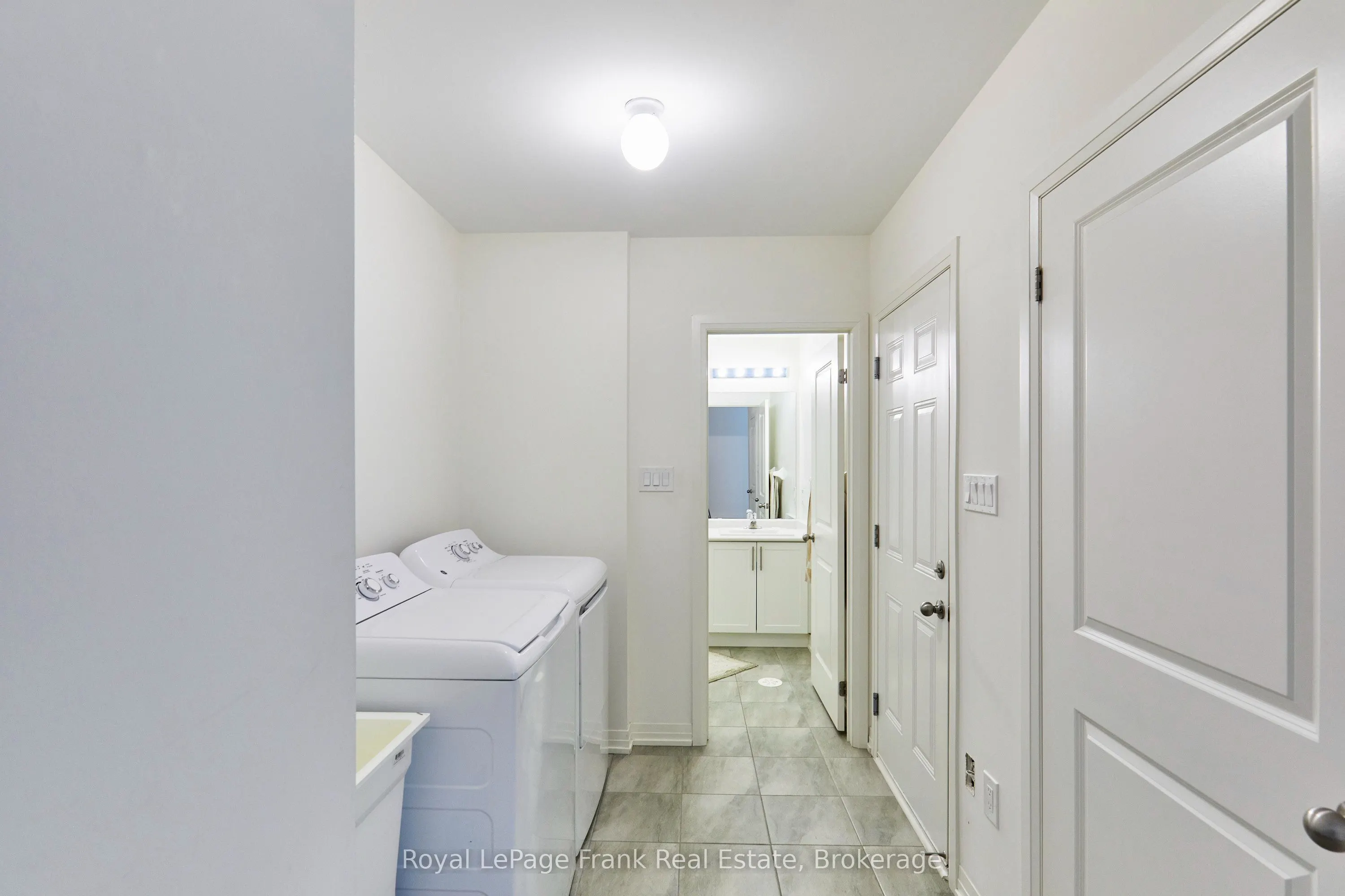 26 Clarington Boulevard