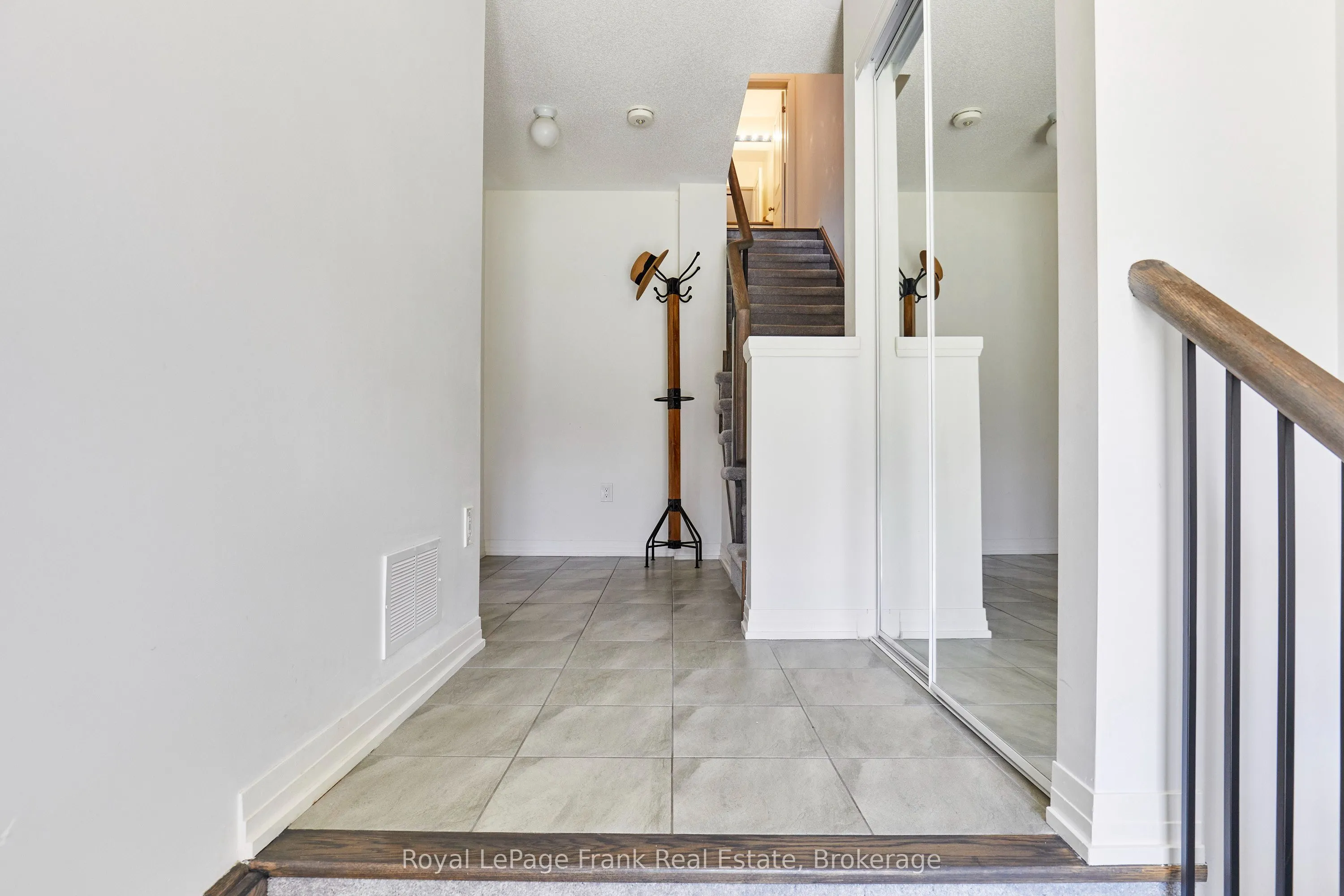 26 Clarington Boulevard