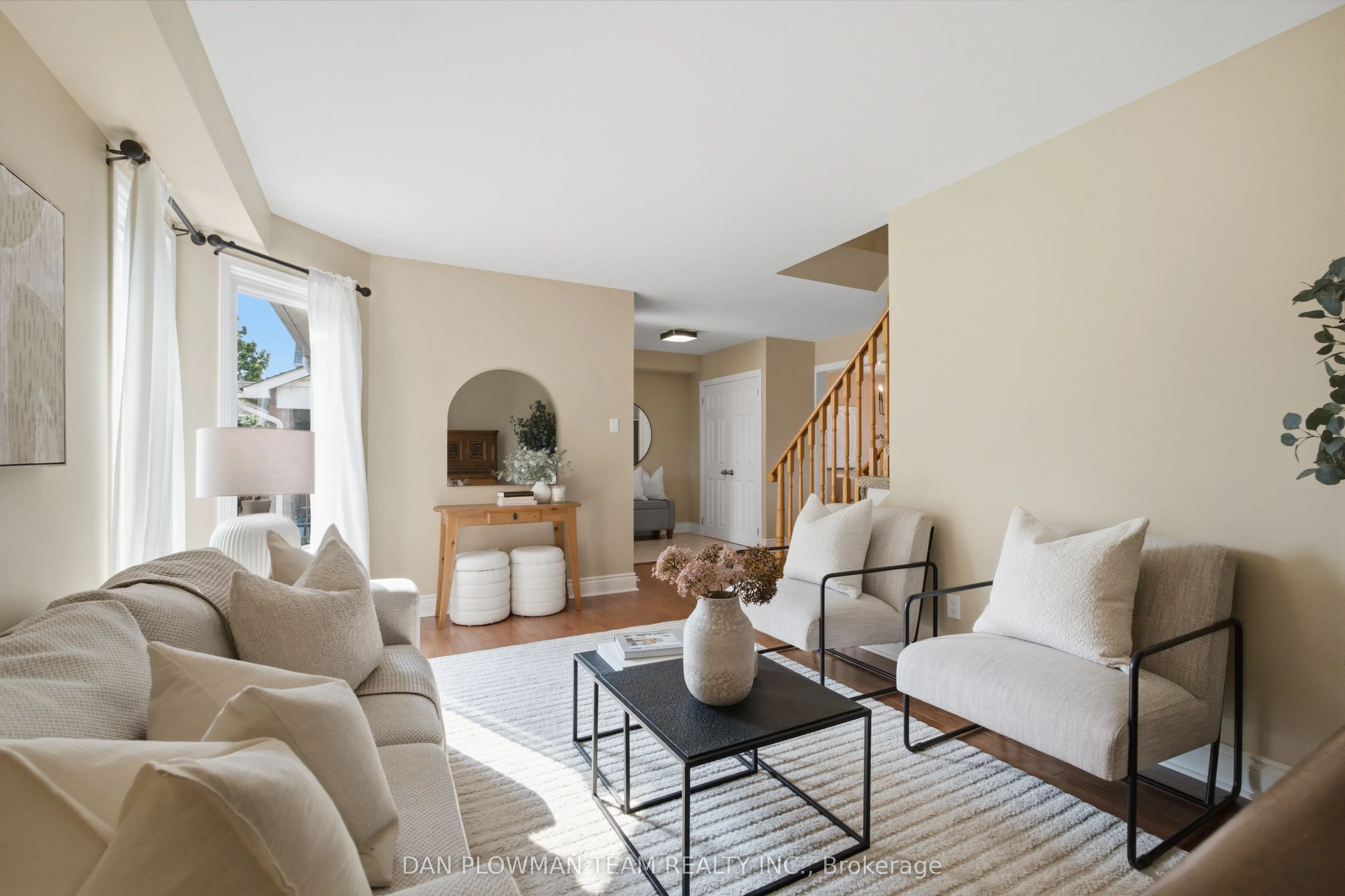 6 Saddlebrook Court
