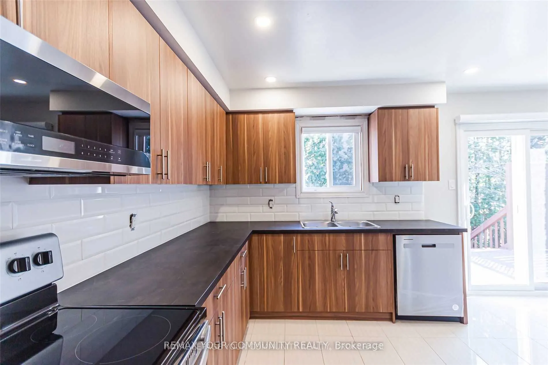 1138 Thimbleberry Circle