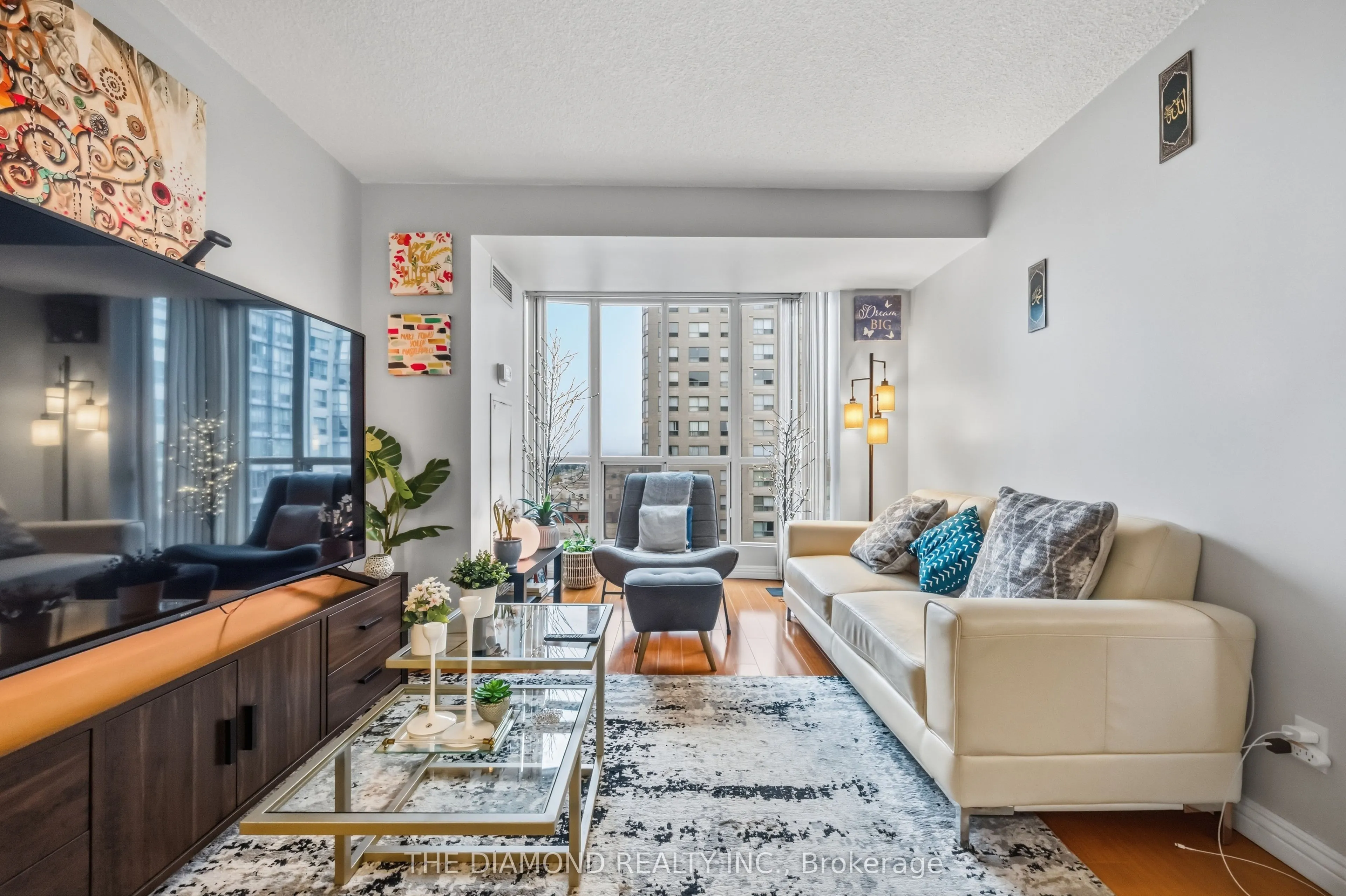 2550 Lawrence Avenue E #816