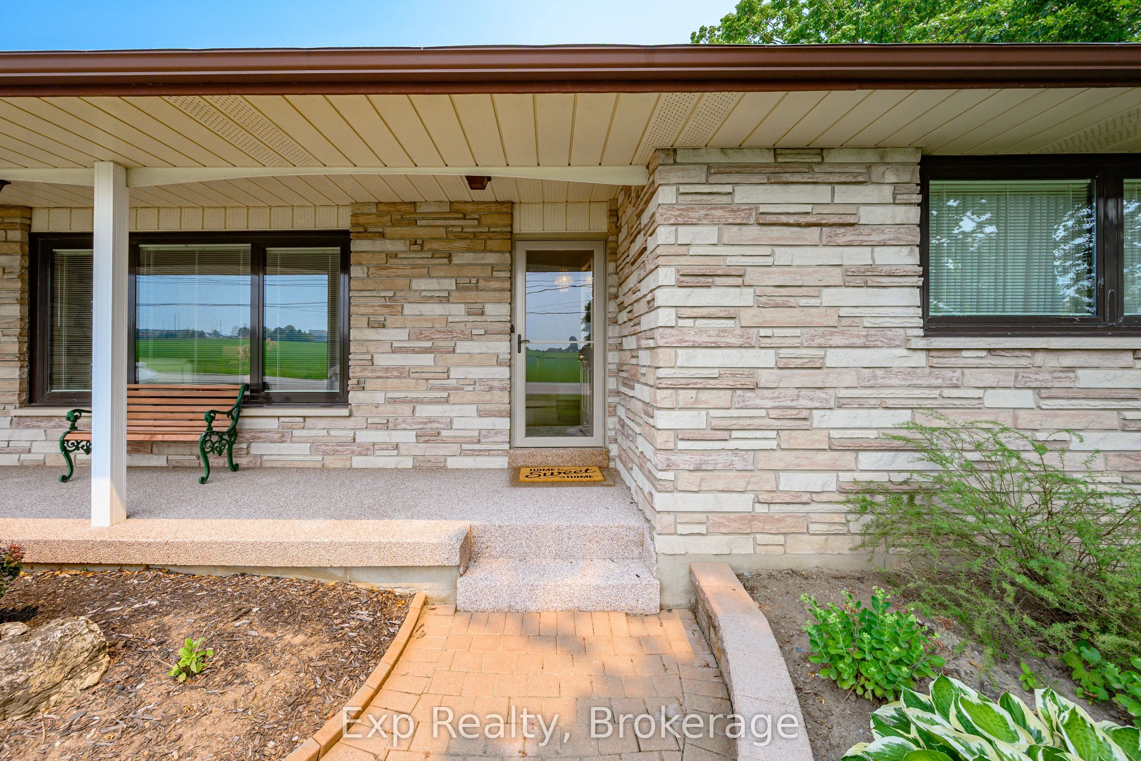 1325 Townline Road N