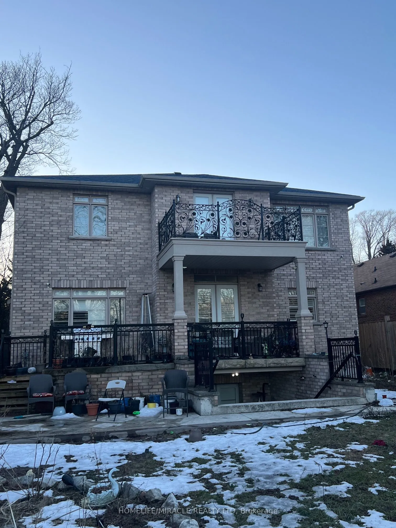 35 Drake Crescent