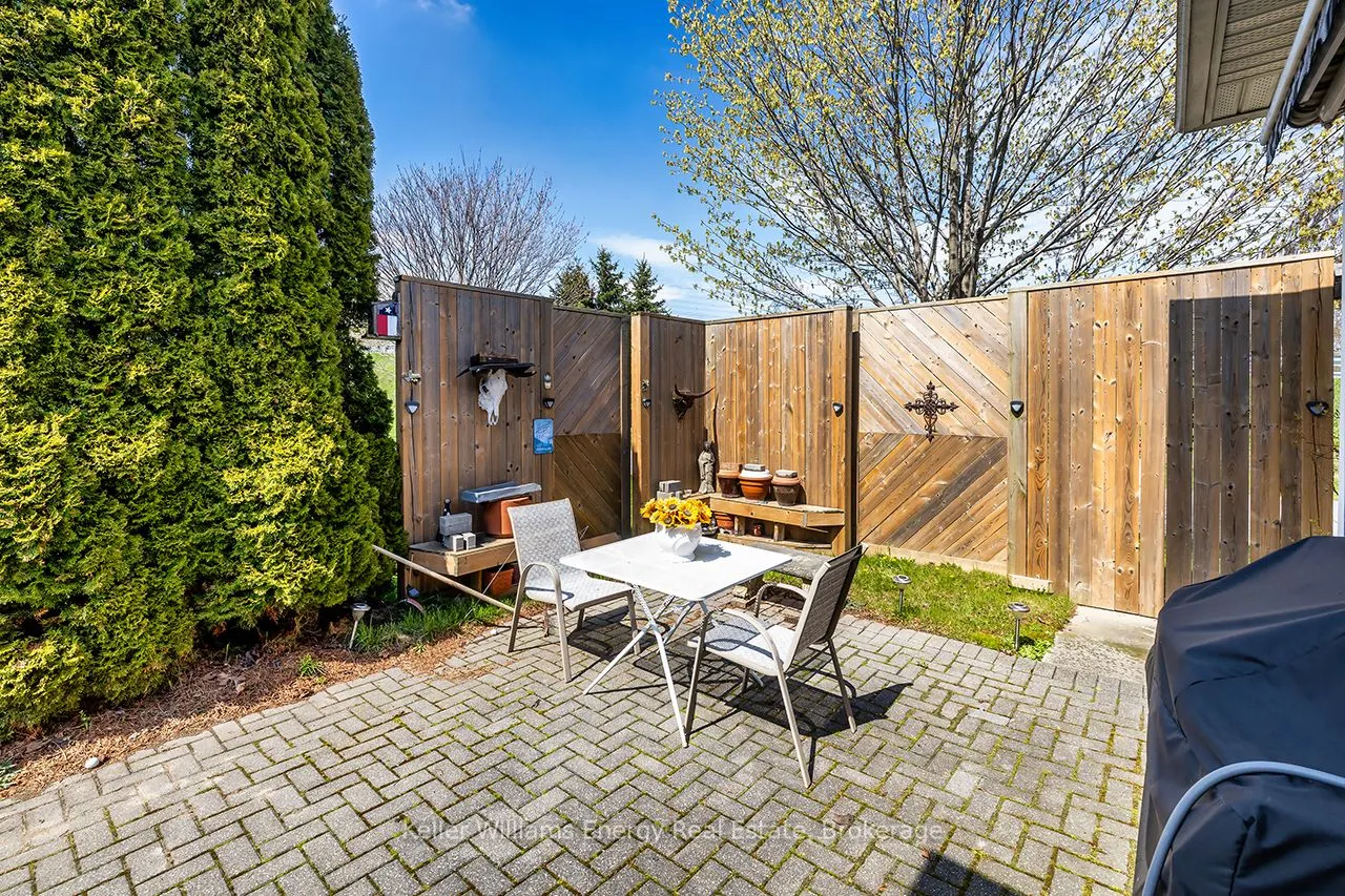 8 Hinkley Trail