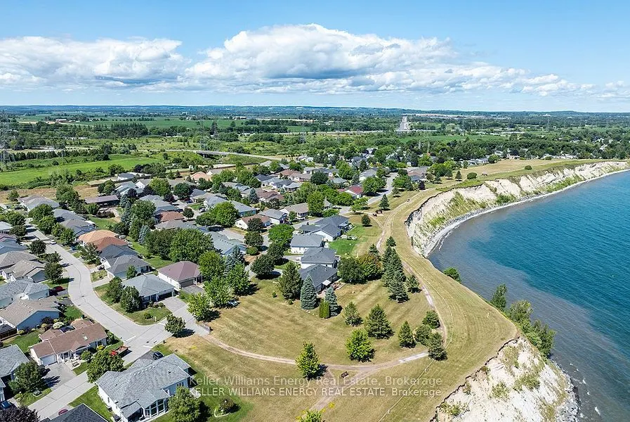 8 Hinkley Trail