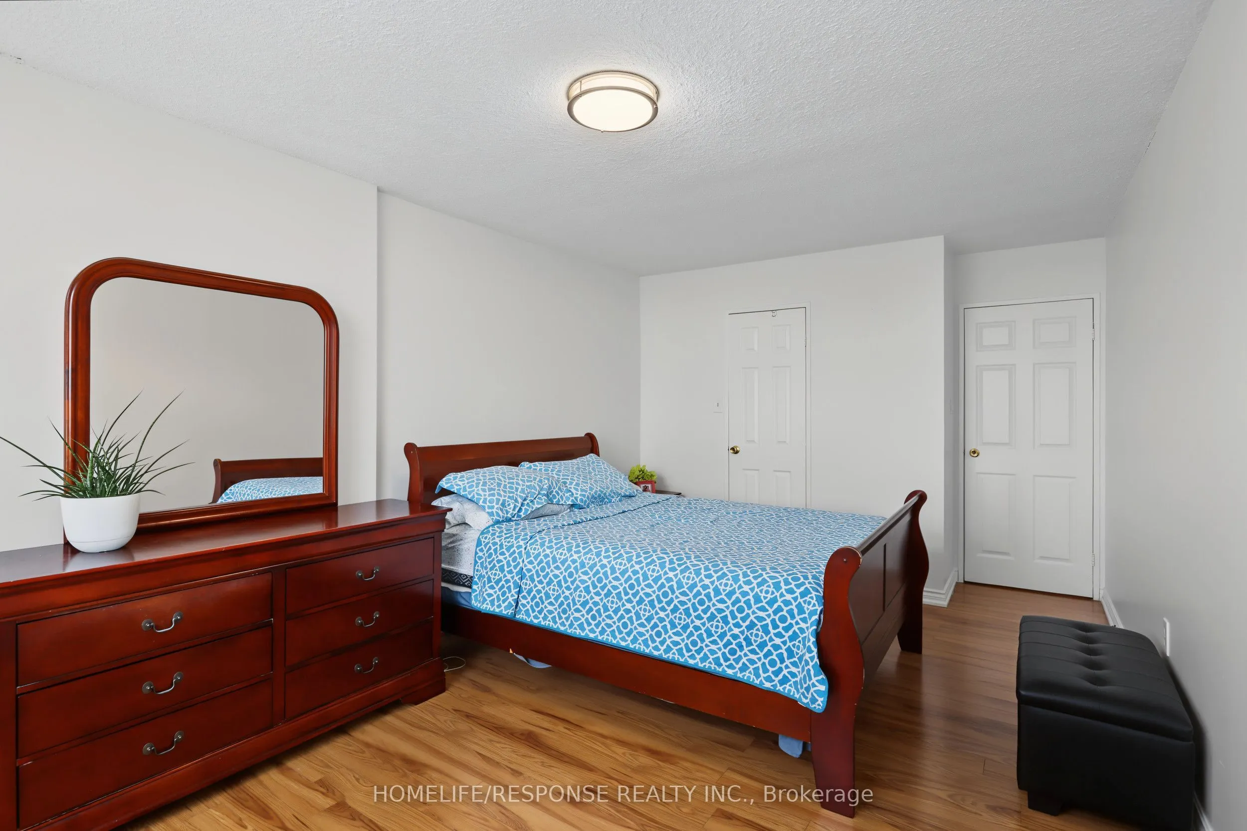 100 ECHO POINT #1801
