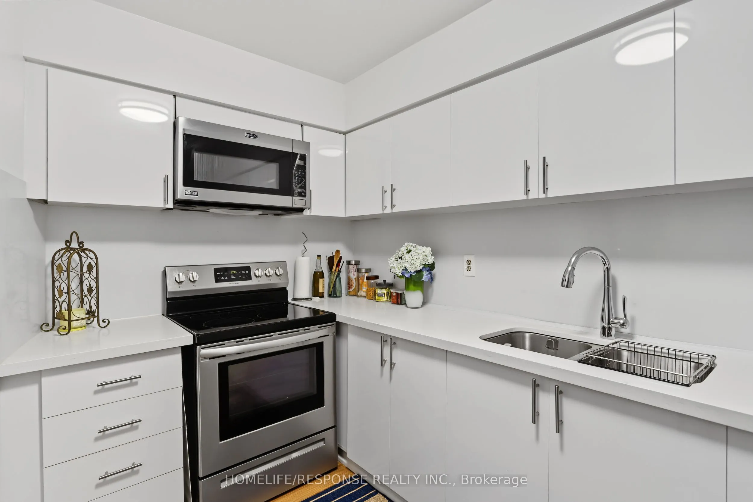 100 ECHO POINT #1801