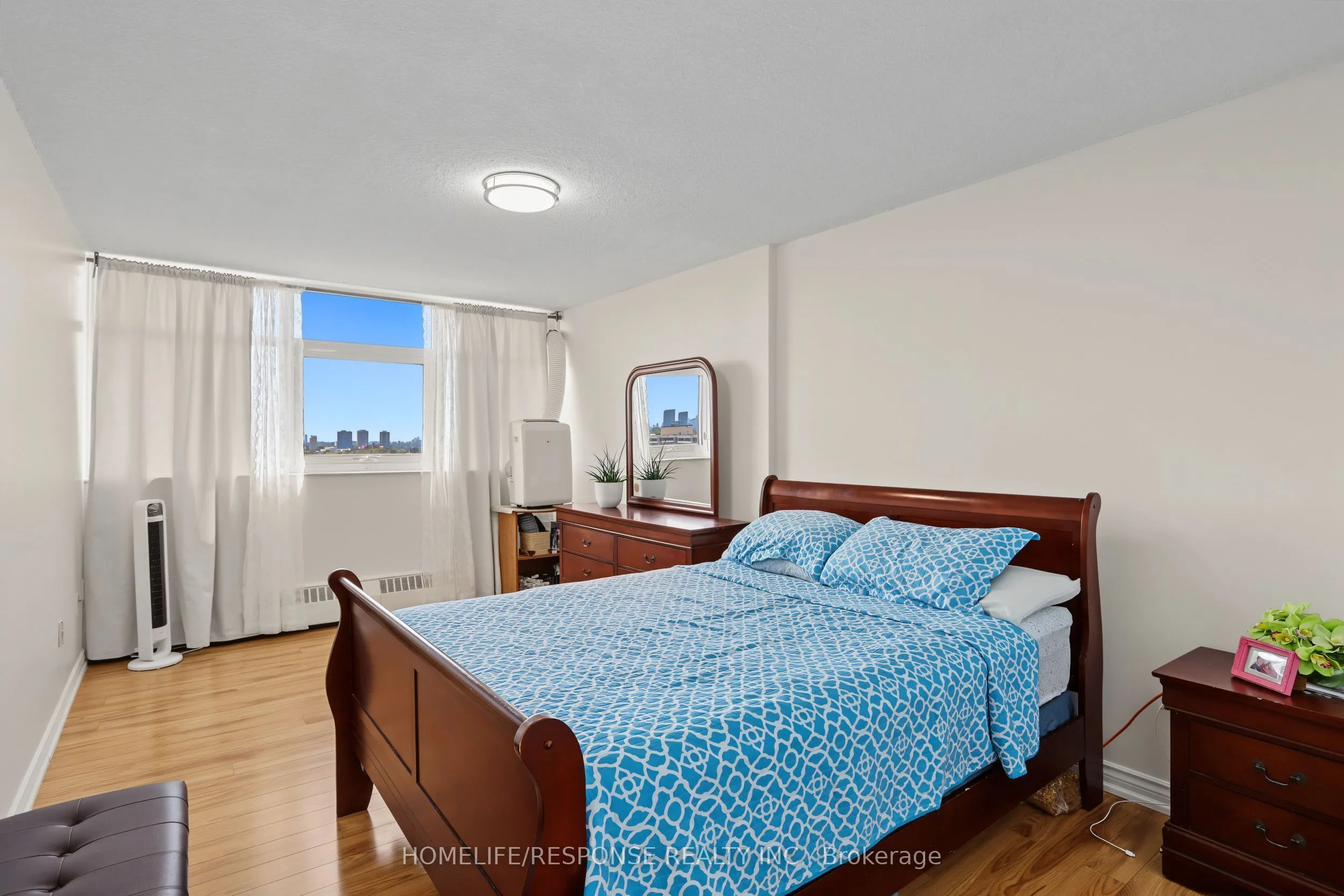 100 ECHO POINT #1801