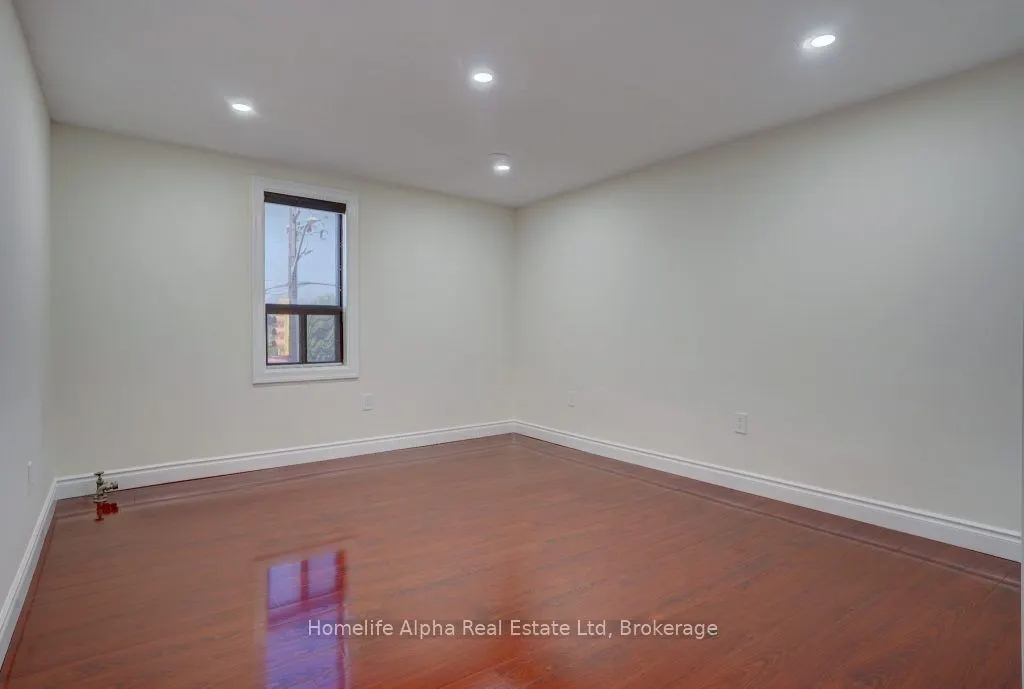 92 Bond Street #Upper B