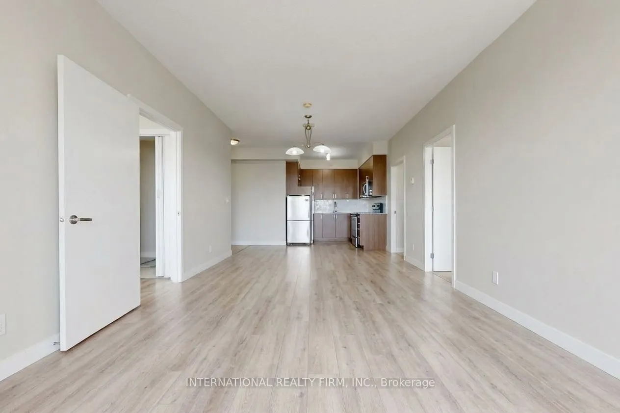 22 East Haven Drive #812