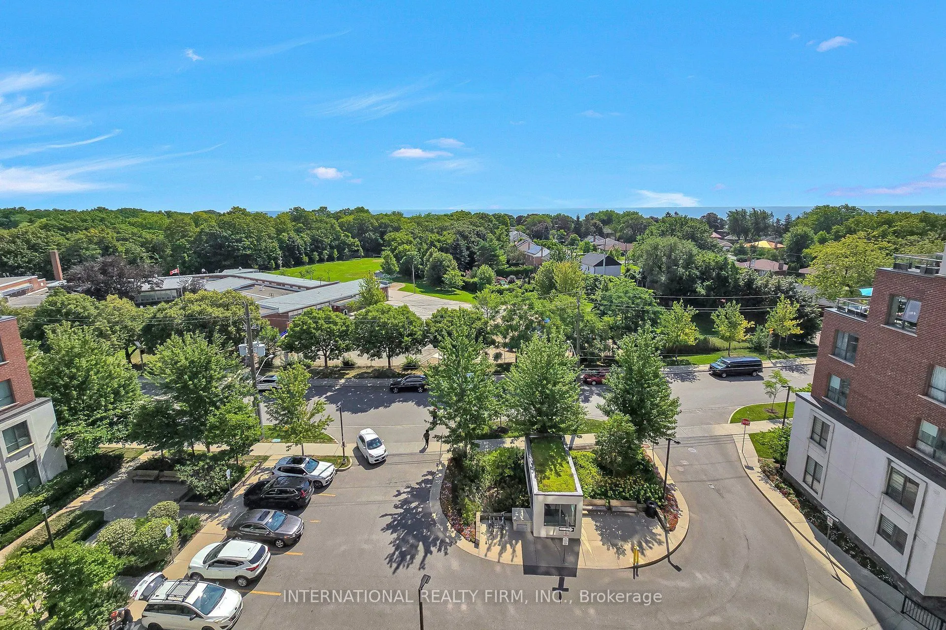 22 East Haven Drive #812