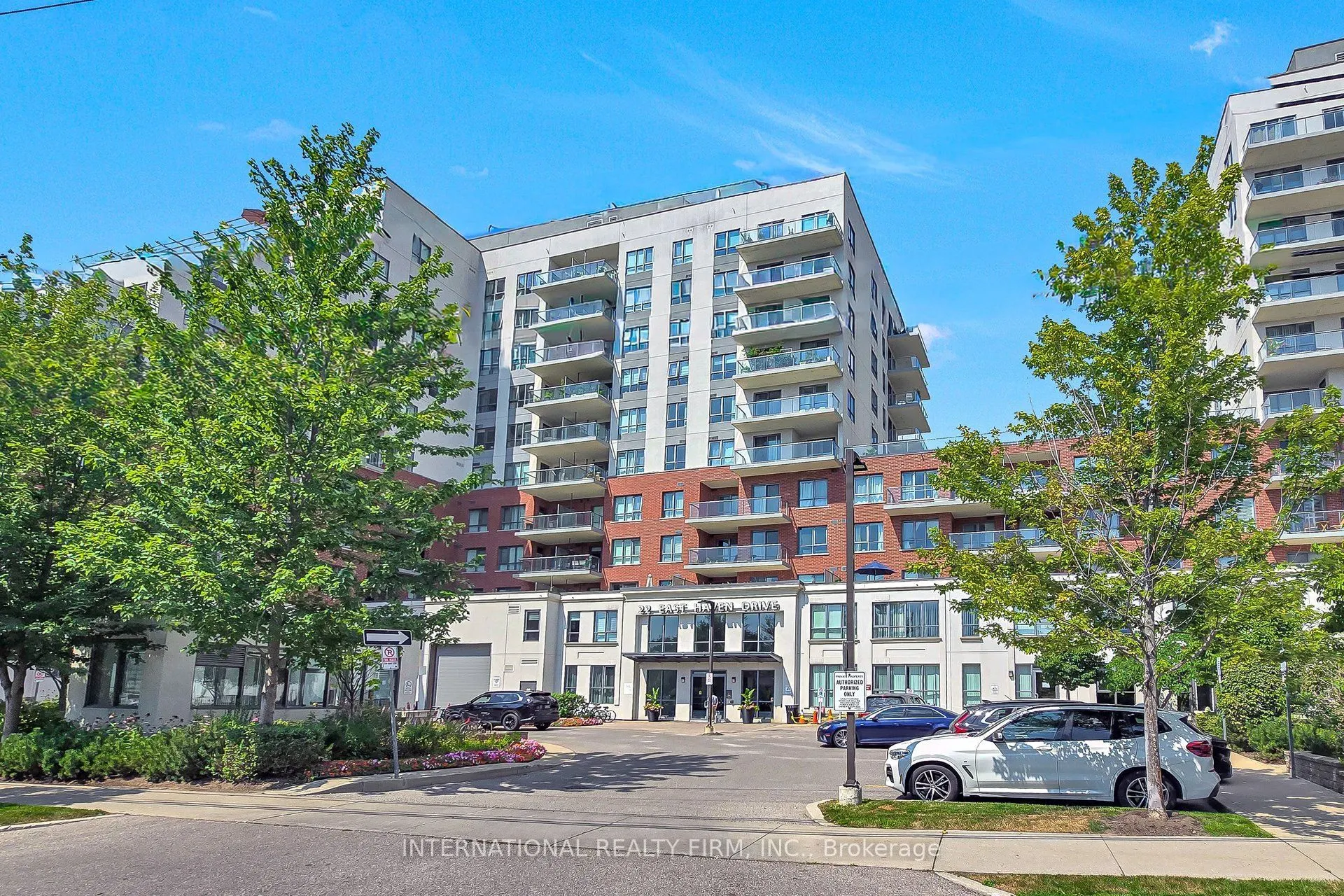 22 East Haven Drive #812