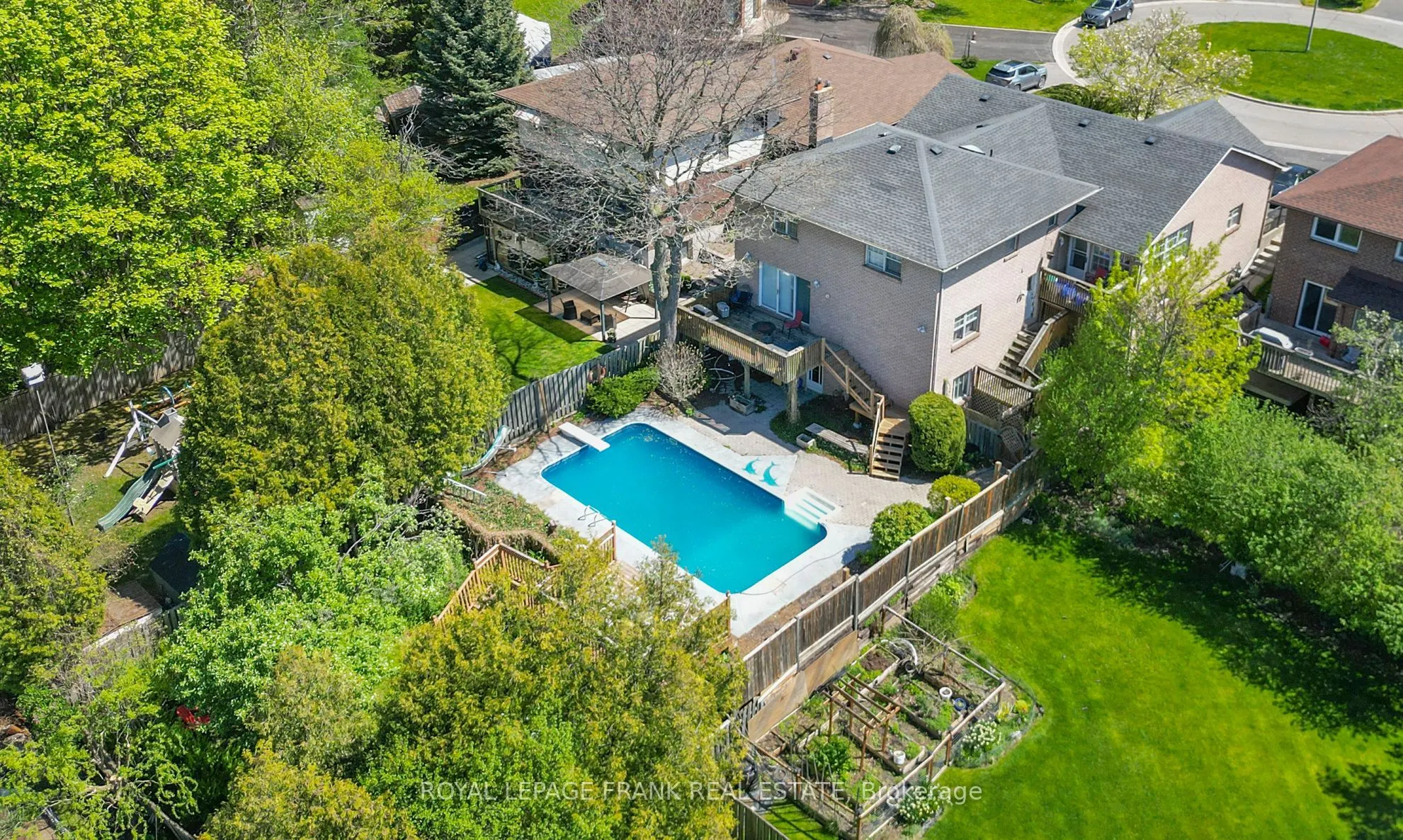 312 Cumberland Court