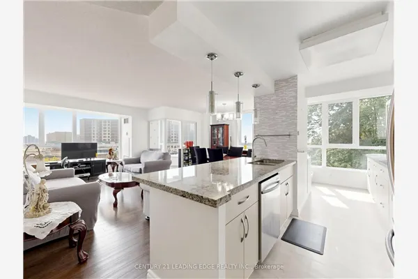 3231 Eglinton Avenue E