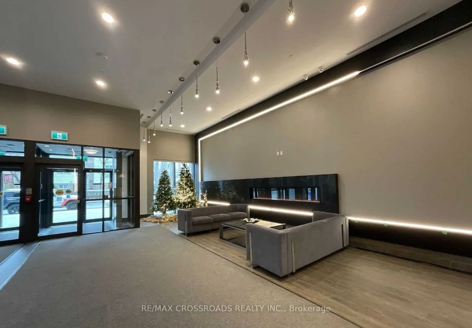 8 Trent Avenue #502