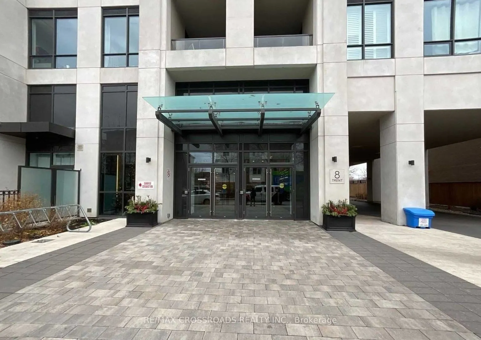 8 Trent Avenue #502