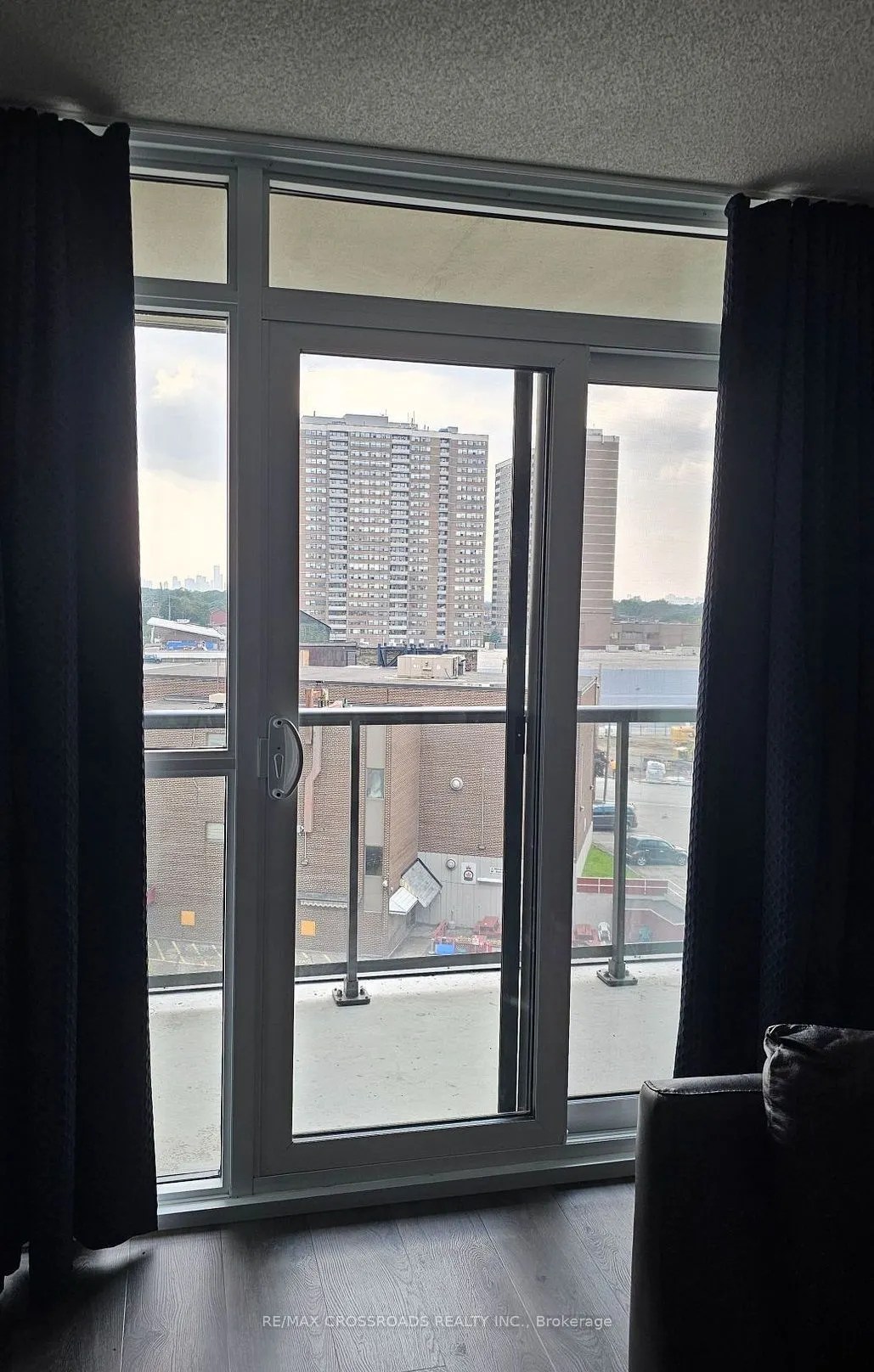 8 Trent Avenue #502