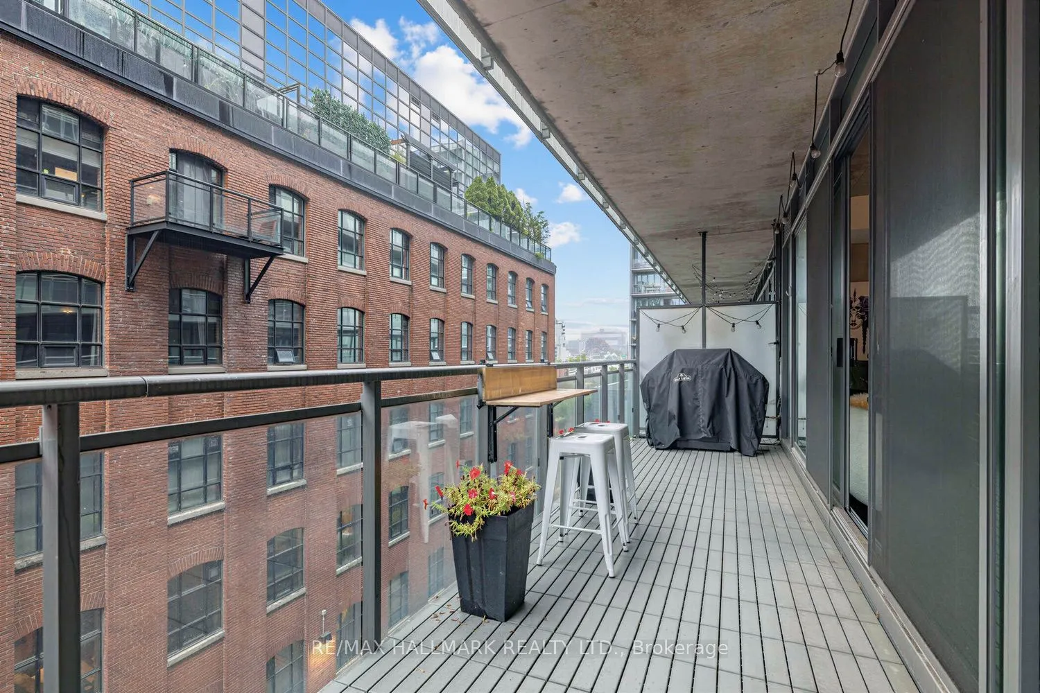 90 Broadview Avenue #408