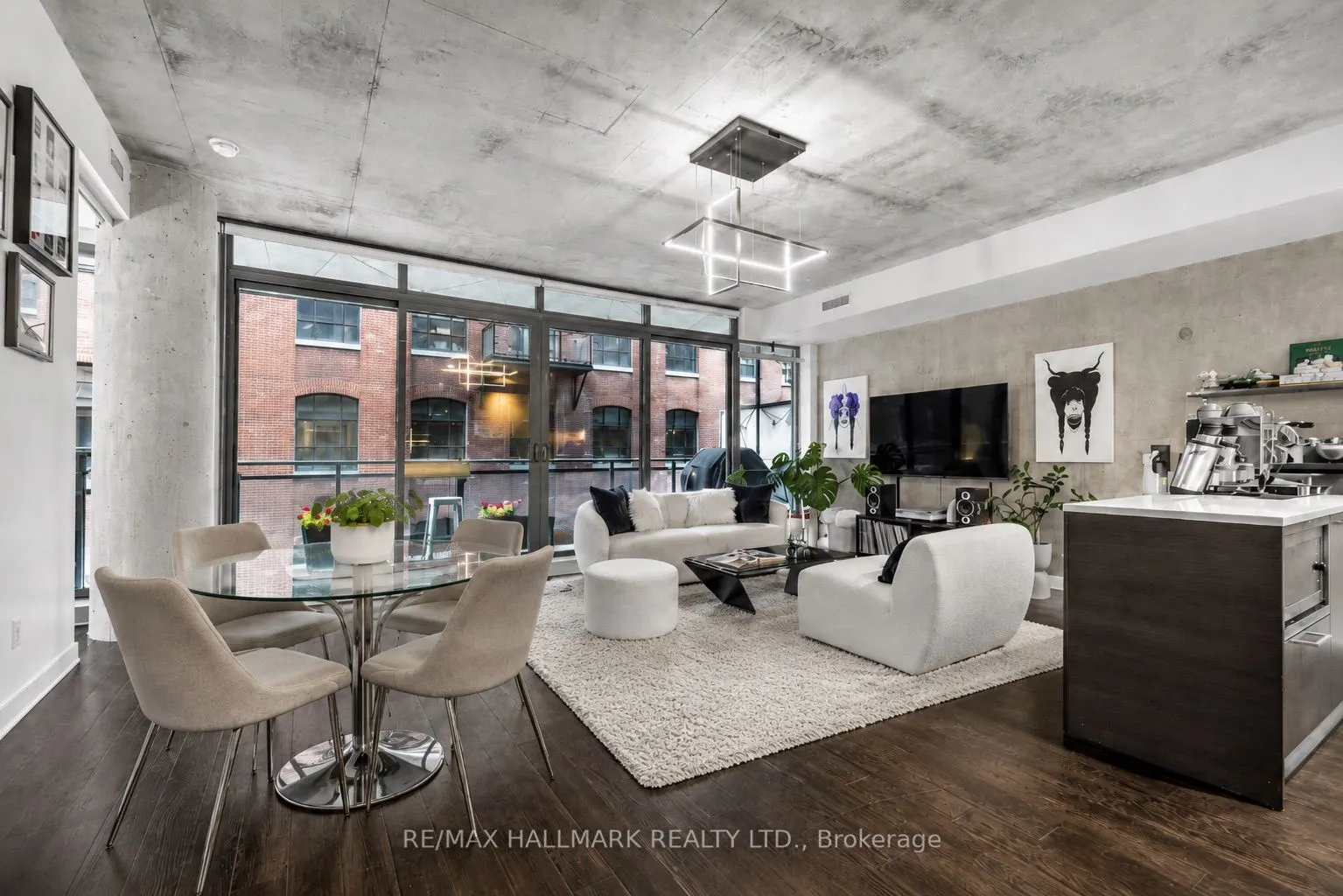 90 Broadview Avenue #408